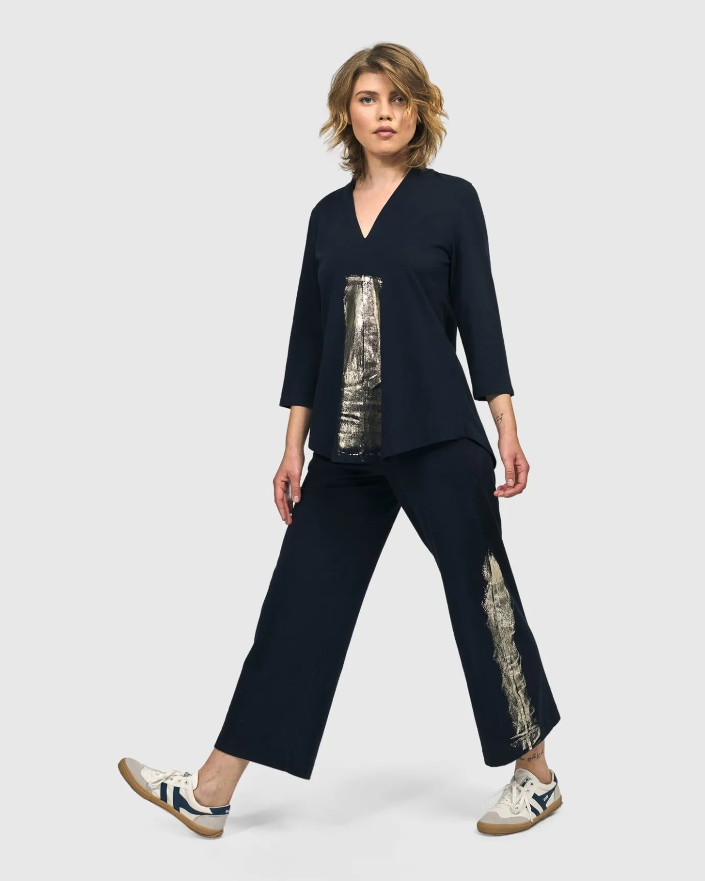 Women Alembika Plus<Alaska V-Neck Top, Navy
