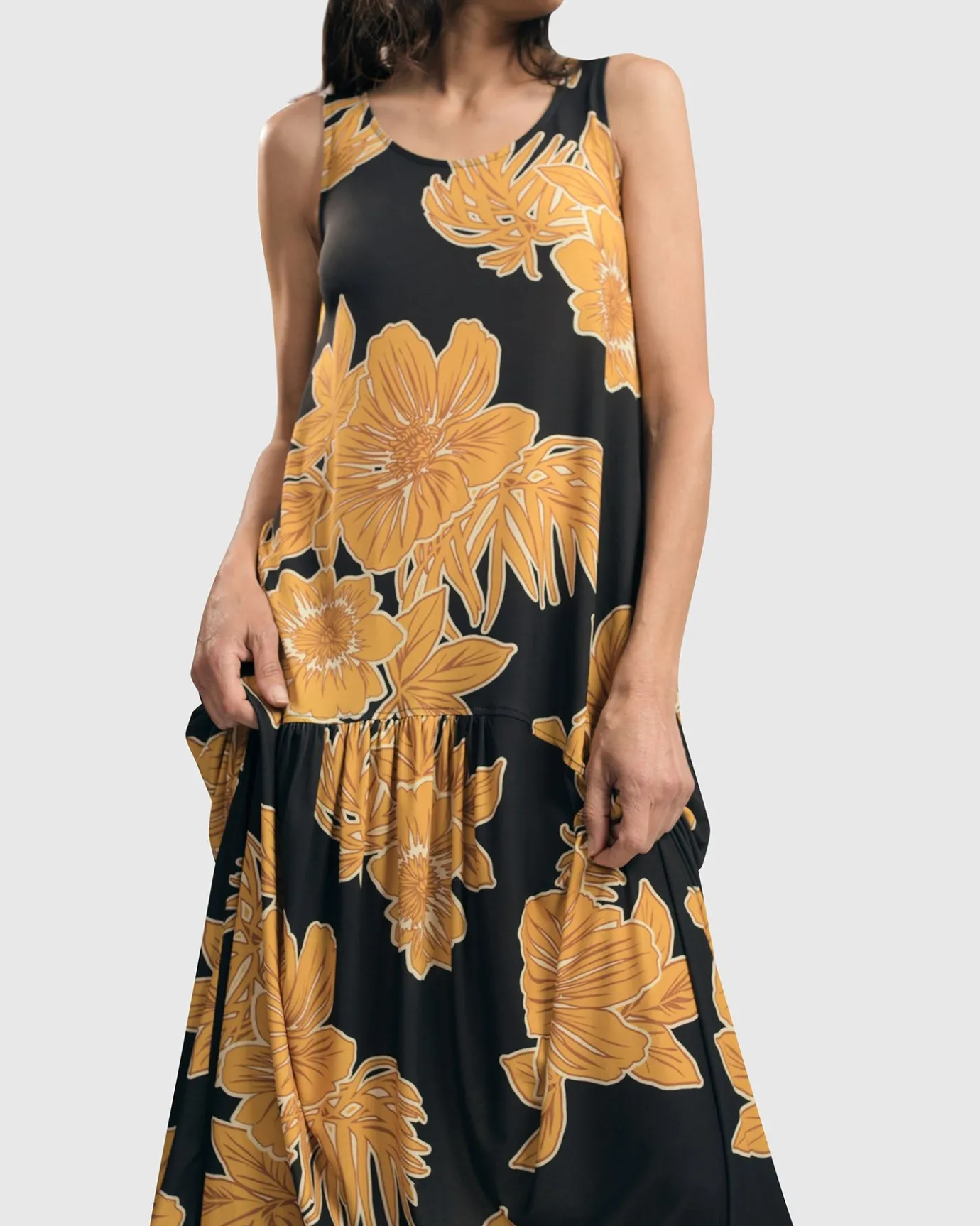 Women Alembika Dresses<Aloha Sleeveless Maxi Dress, Gold