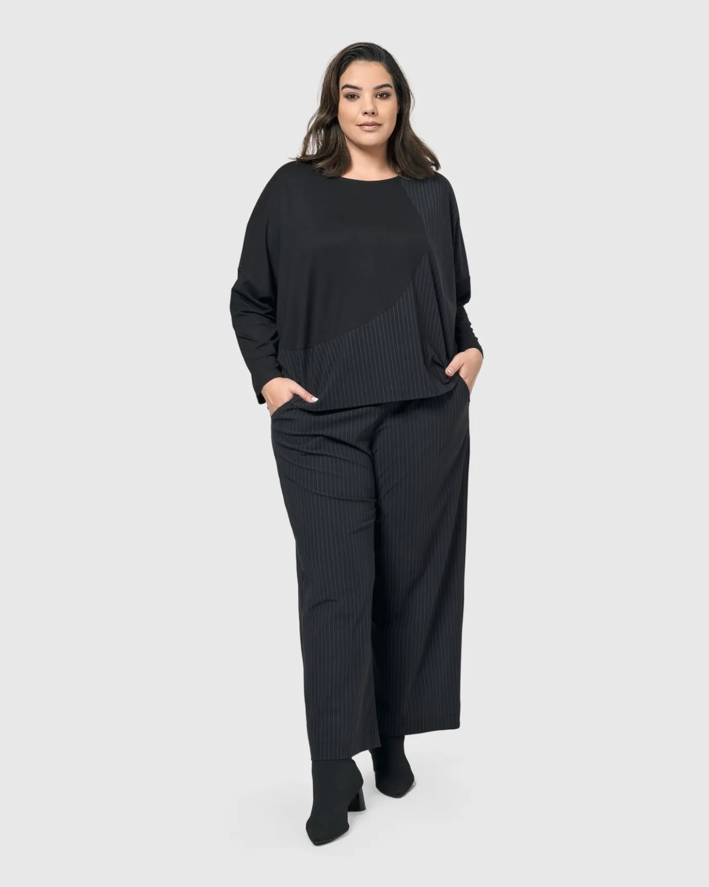 Women Alembika Tops & Tunics<Audrey Relaxed Top, Pinstripes