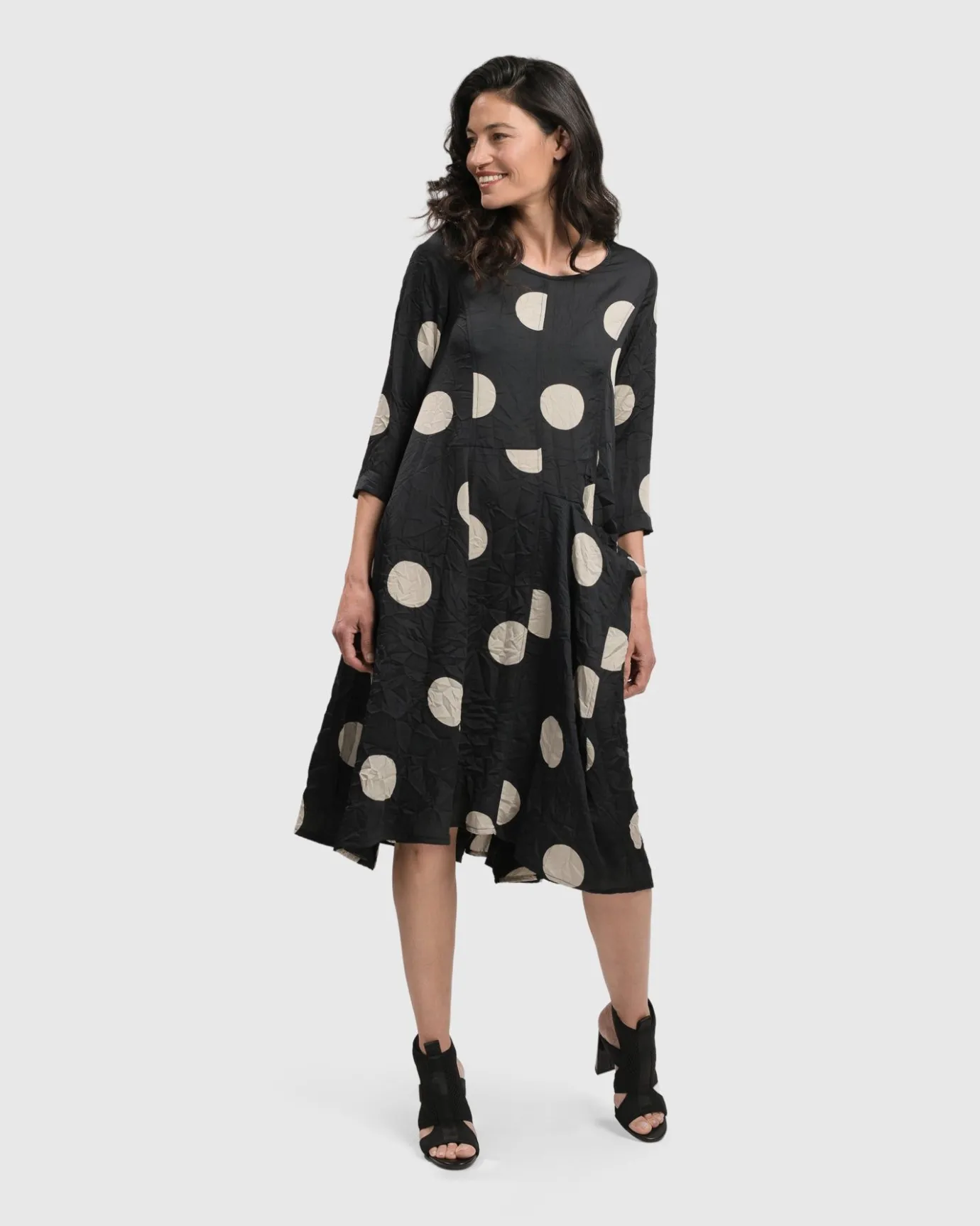 Women Alembika Plus<Bold Dot, Wonderful Dress, Moon