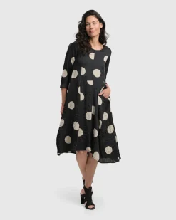 Women Alembika Plus<Bold Dot, Wonderful Dress, Moon