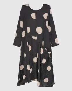Women Alembika Plus<Bold Dot, Wonderful Dress, Moon