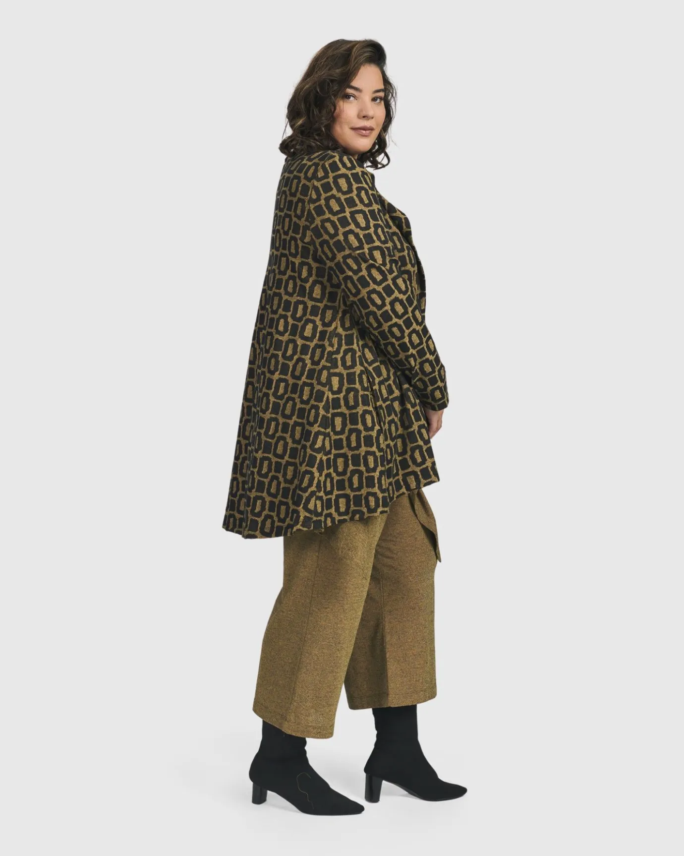 Women Alembika Jackets<Boutique Swing Jacket, Ochre