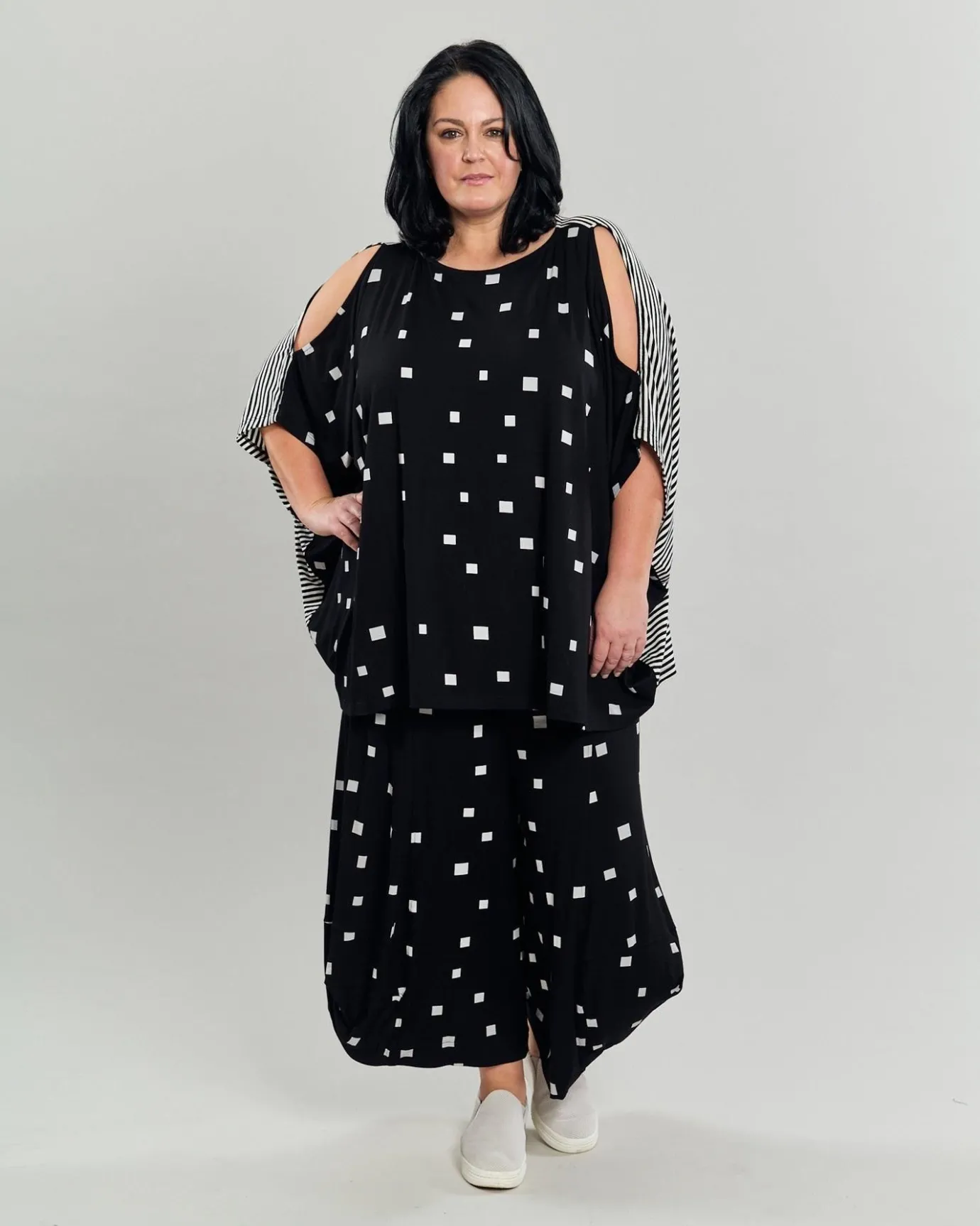 Women Alembika Tops & Tunics<Boxy Dolman Cutout Top, Squares