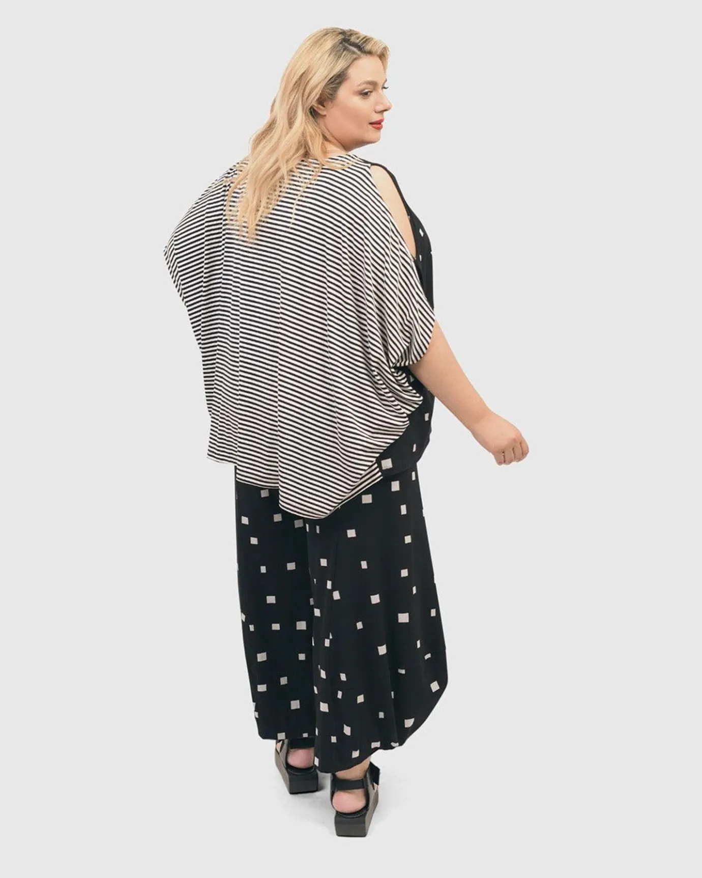 Women Alembika Tops & Tunics<Boxy Dolman Cutout Top, Squares