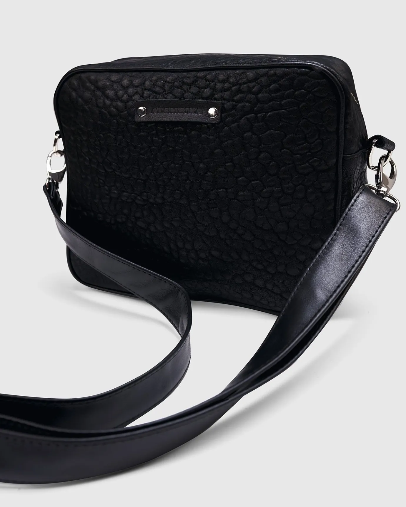 Women Alembika Accessories<Carryall Camera Bag, Black