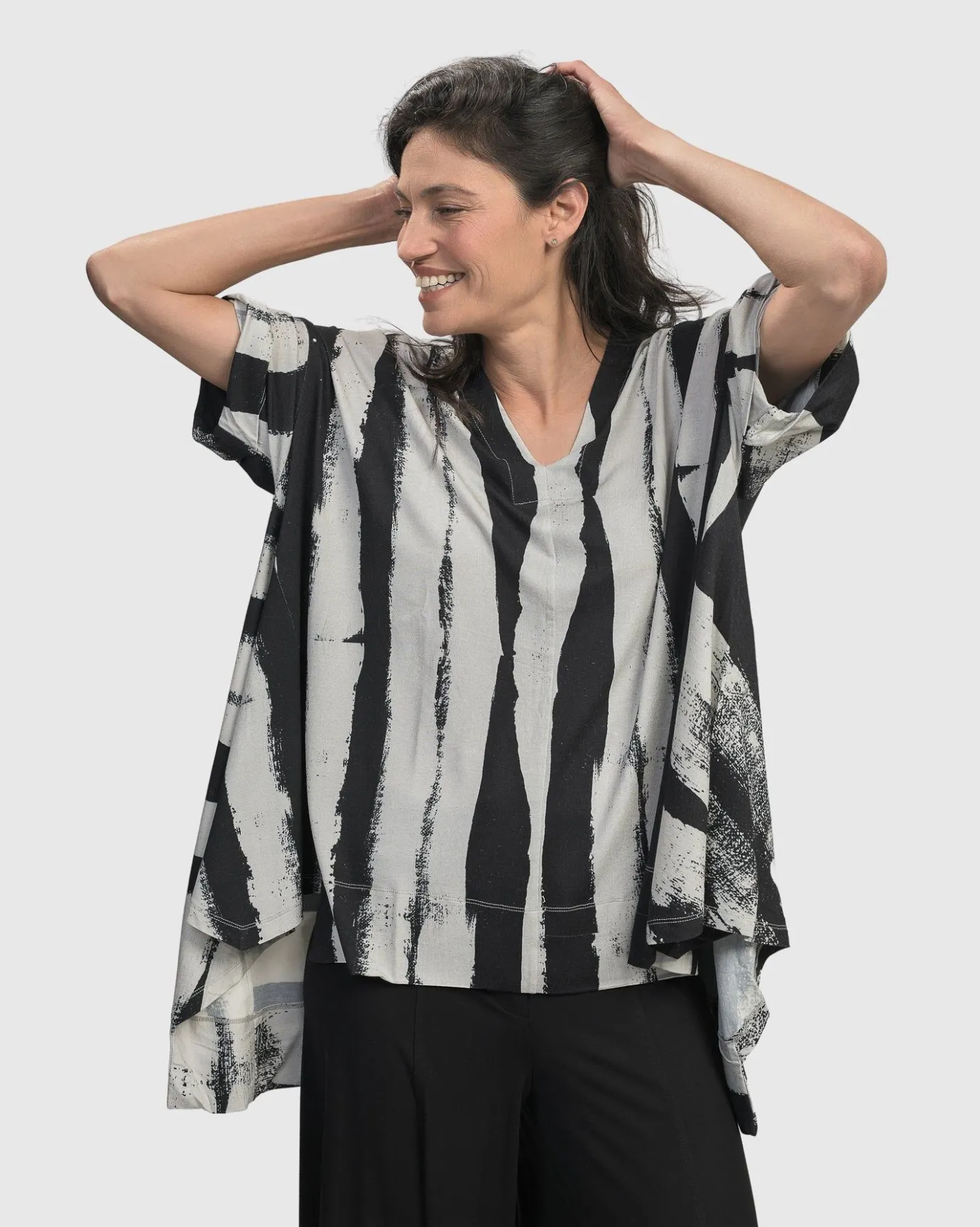 Women Alembika Plus<Charisma V Neck Hi-Lo Trapeze Top, Grunge