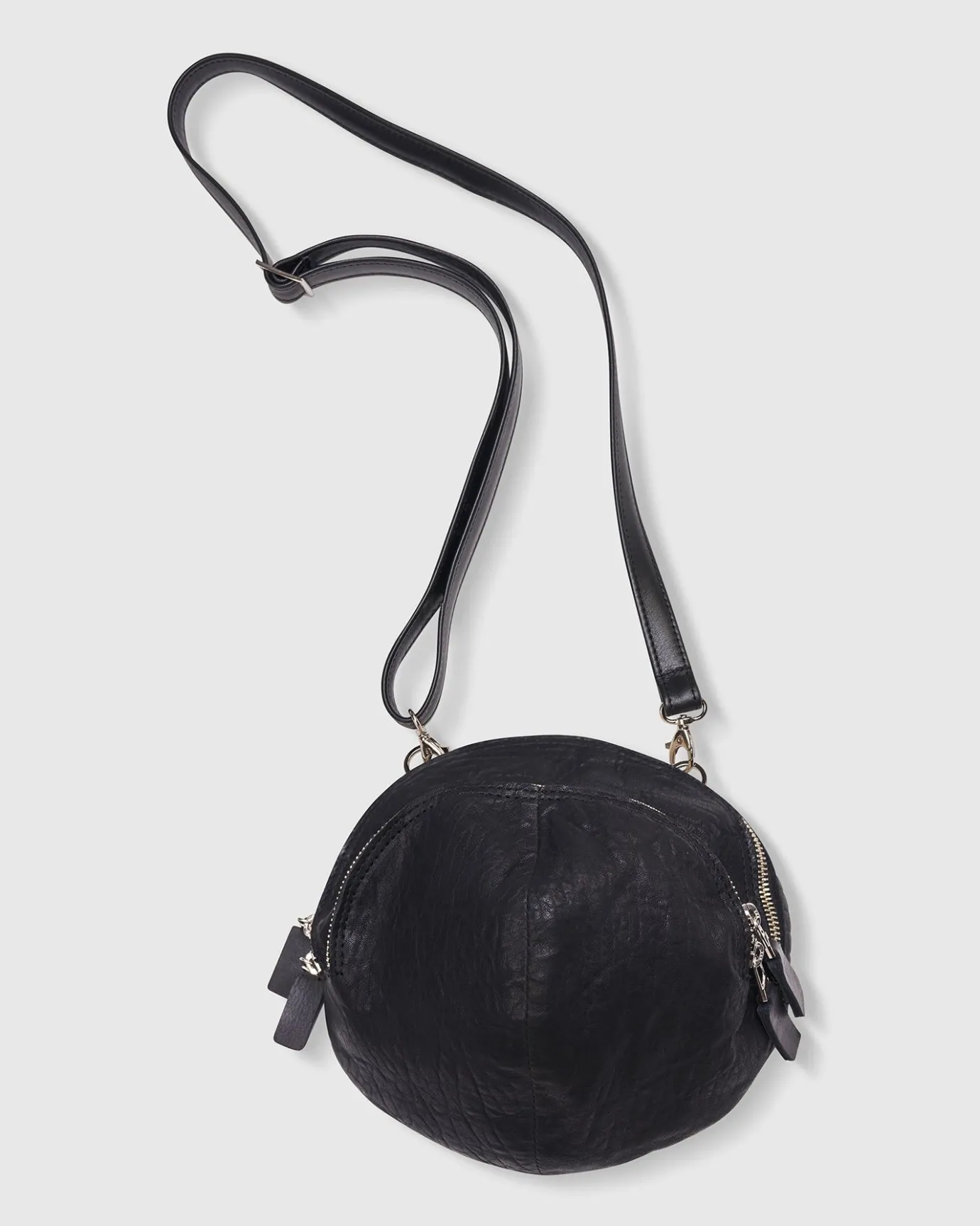 Women Alembika Accessories<Circle Canteen Bag, Black