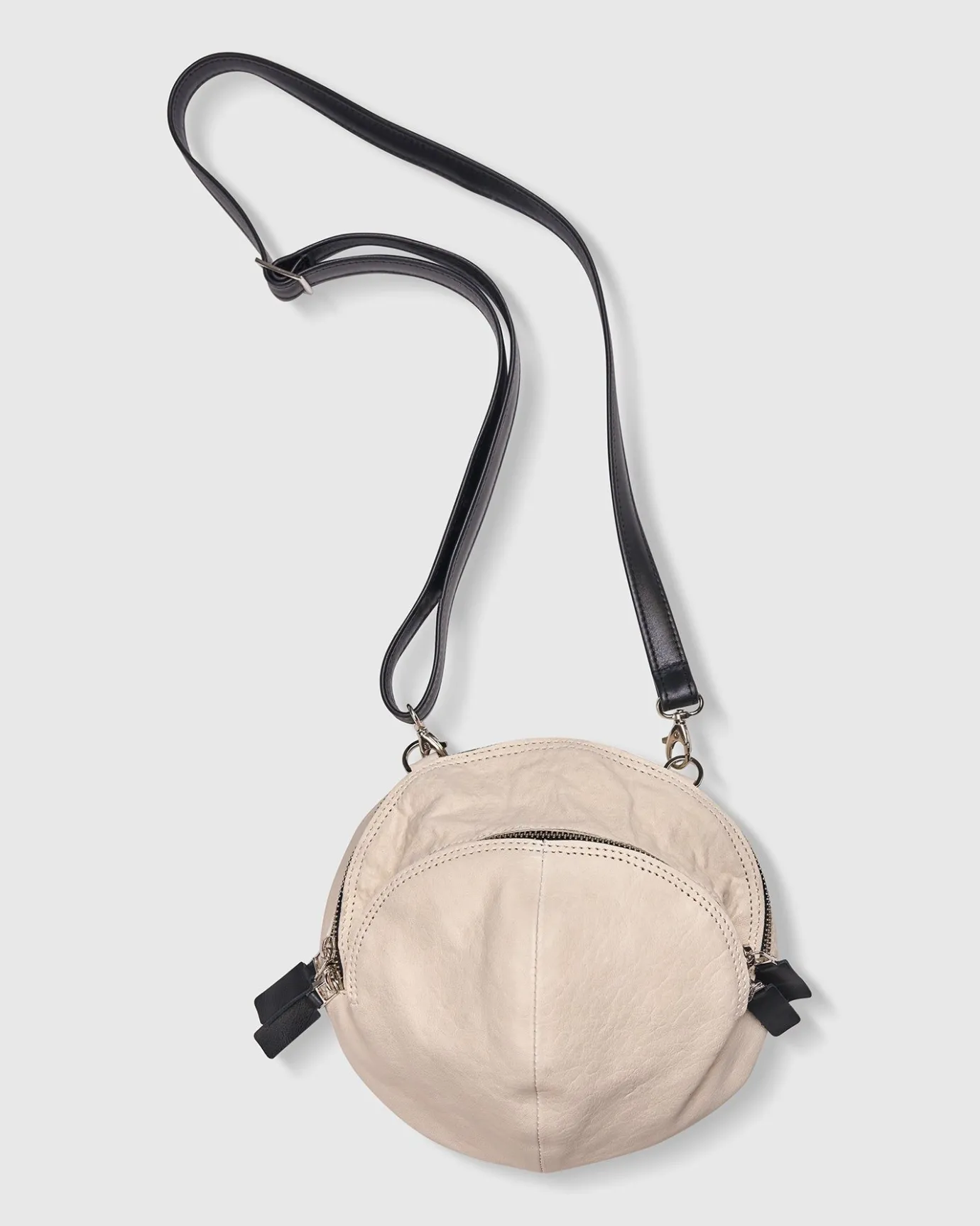 Women Alembika Accessories<Circle Canteen Bag, Ivory