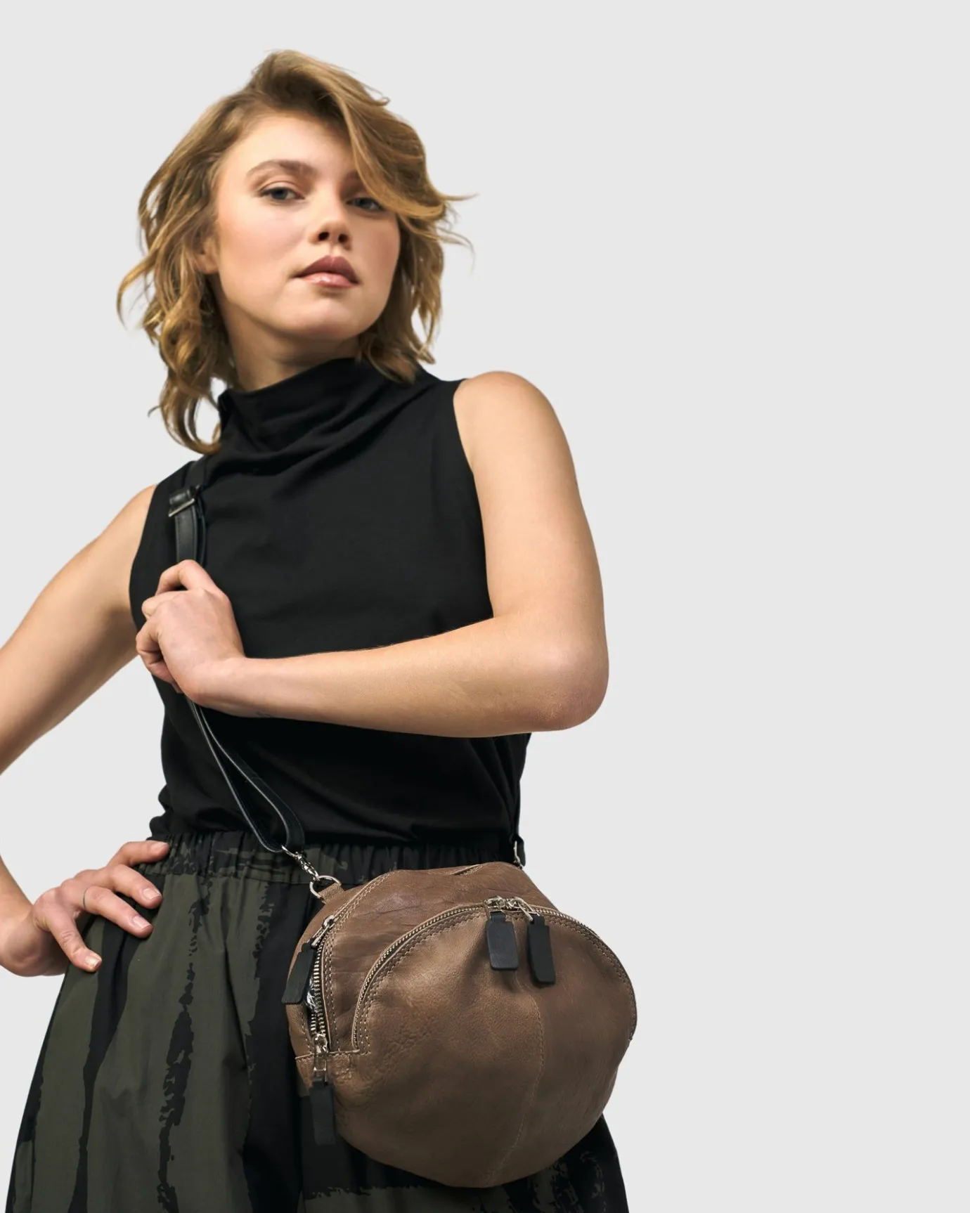 Women Alembika Accessories<Circle Canteen Bag, Wood