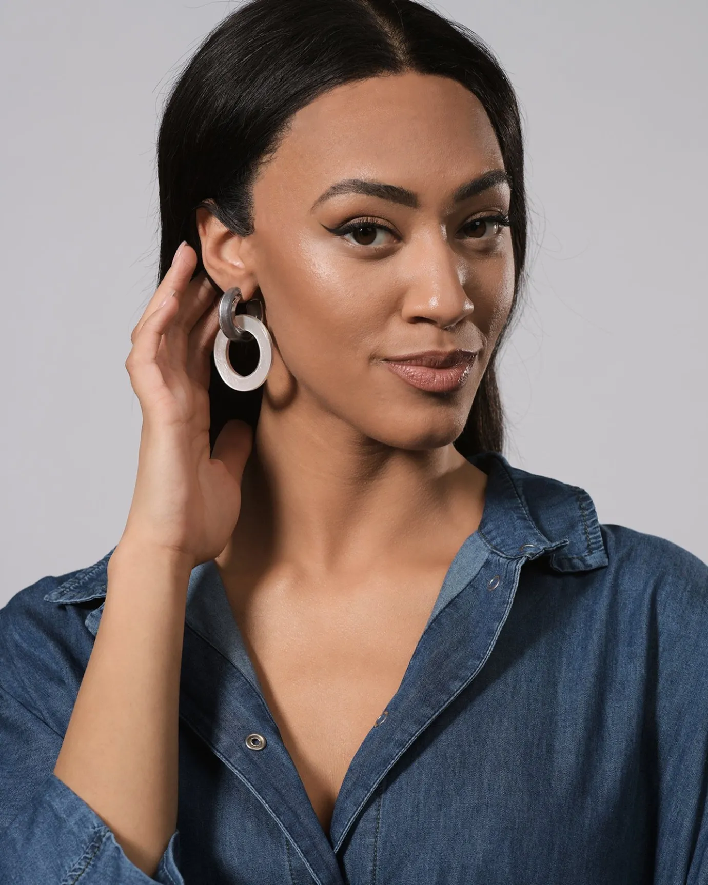 Women Alembika Accessories<Circle Duet Earrings, Frost