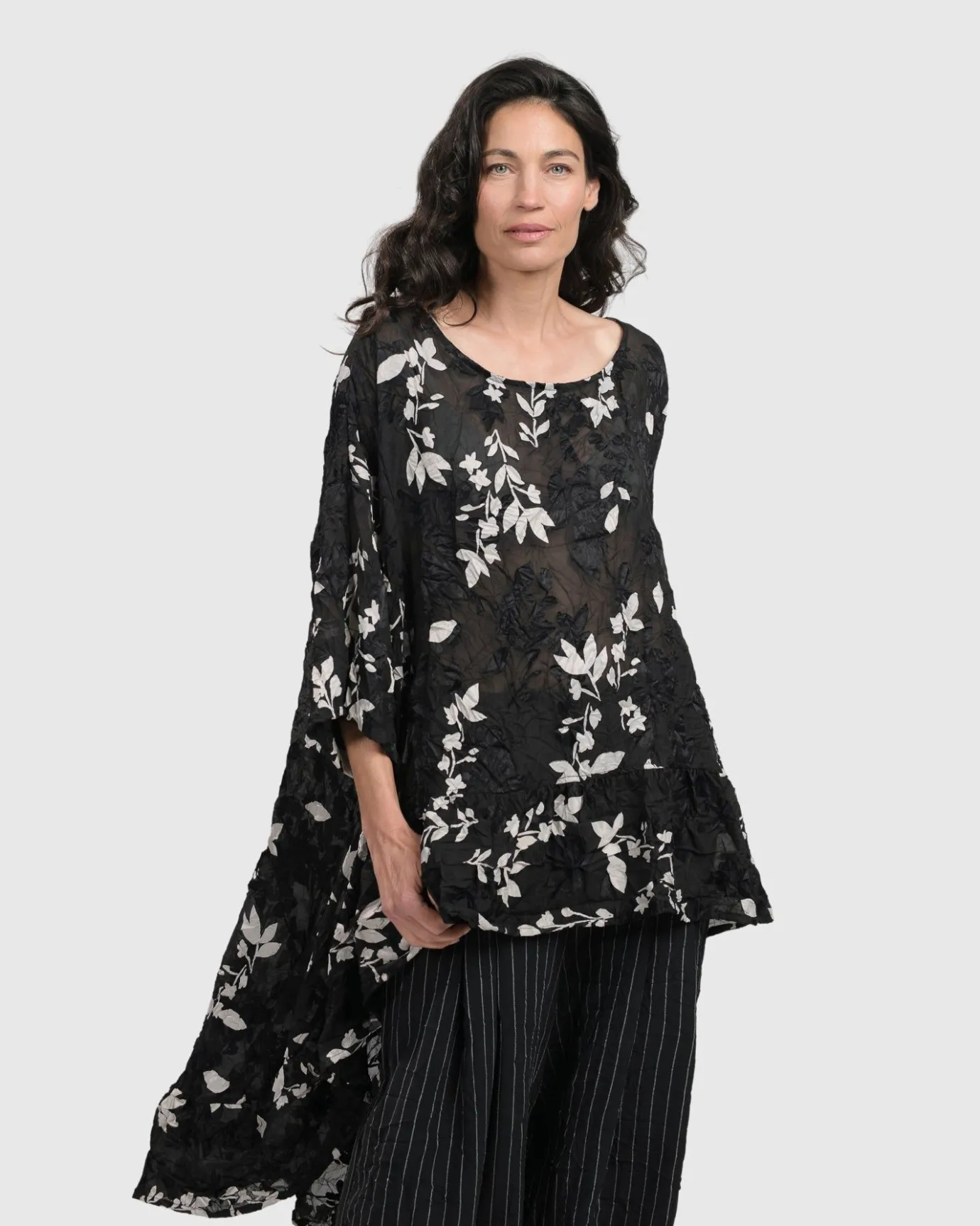 Women Alembika Plus<Cultured Club Hi Lo Top, Leaves