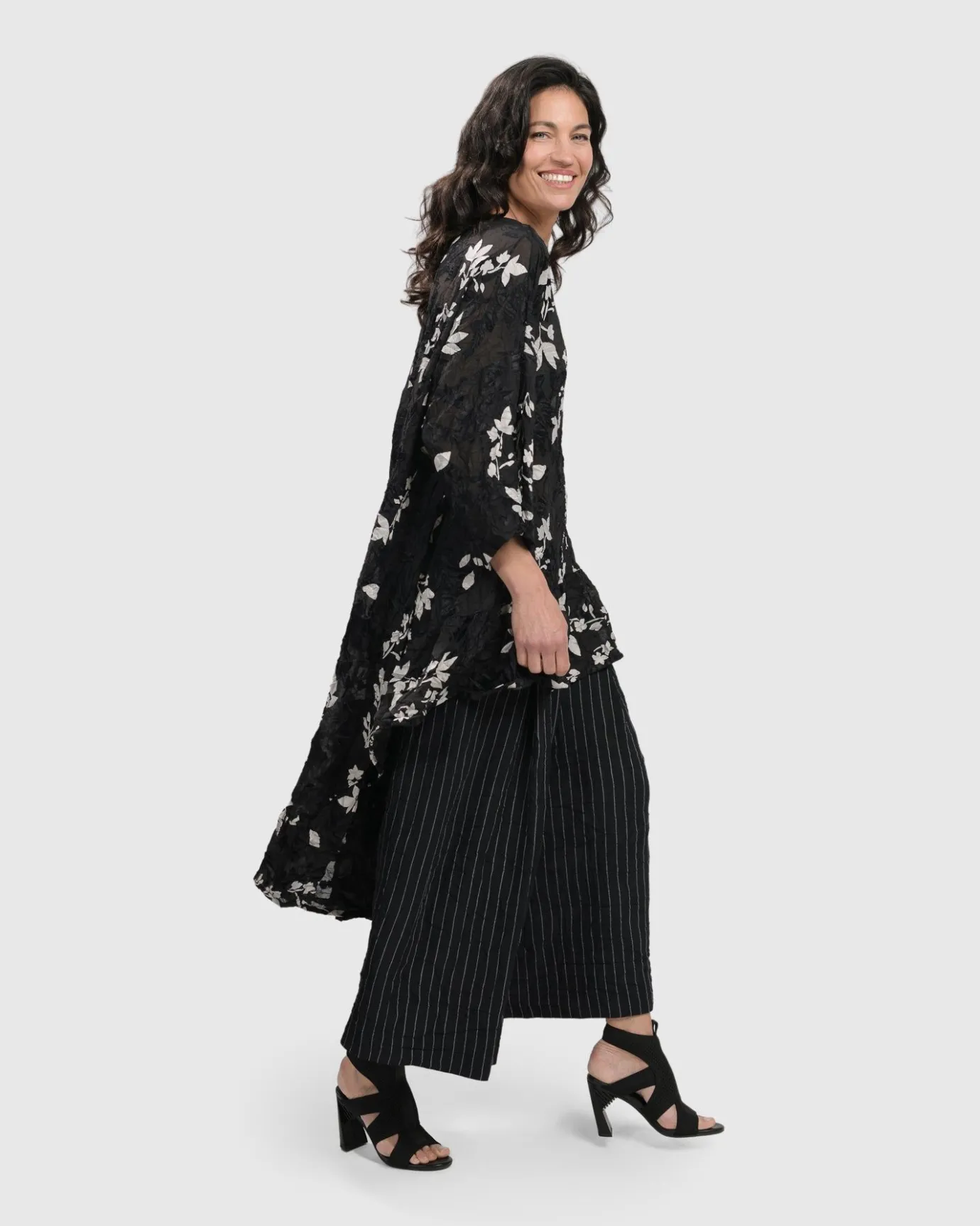 Women Alembika Plus<Cultured Club Hi Lo Top, Leaves