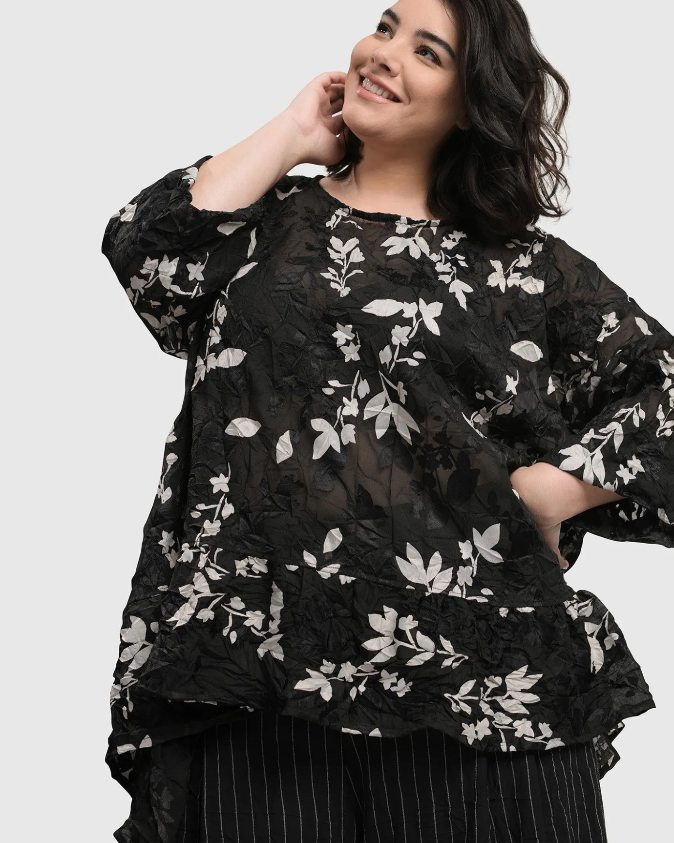 Women Alembika Plus<Cultured Club Hi Lo Top, Leaves