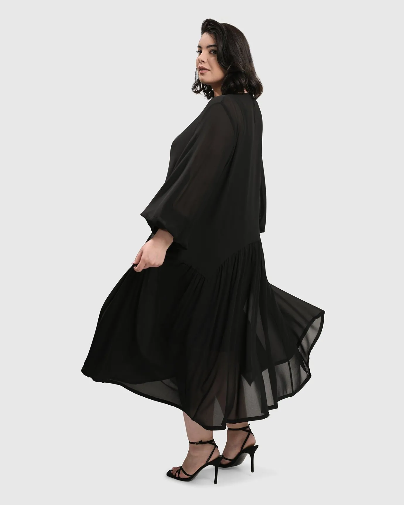 Women Alembika Plus<Cultured Club Popover Dress, Black