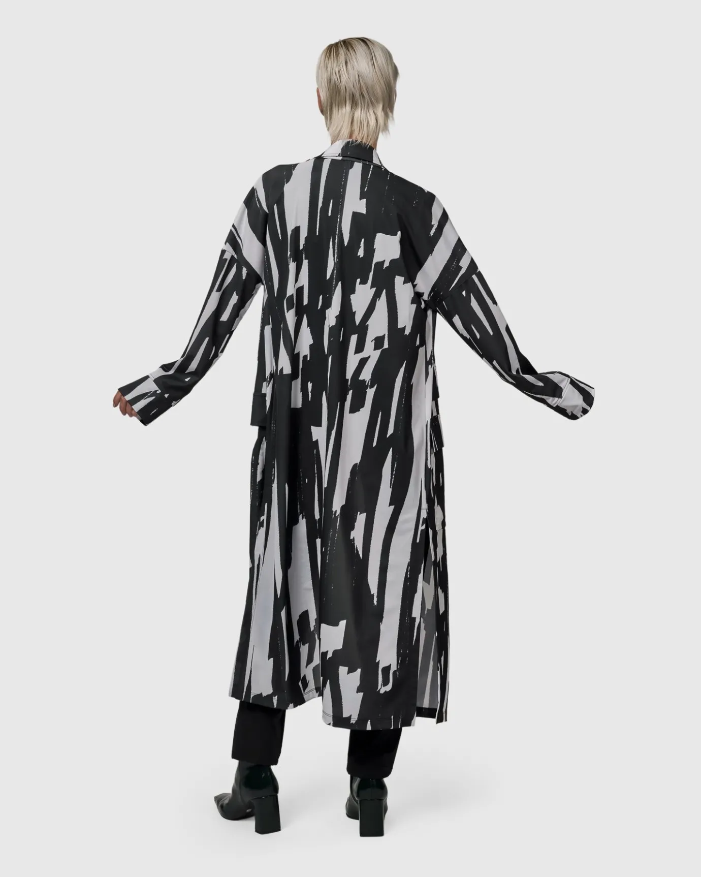 Women Alembika Plus<Cyber Duster, Brush