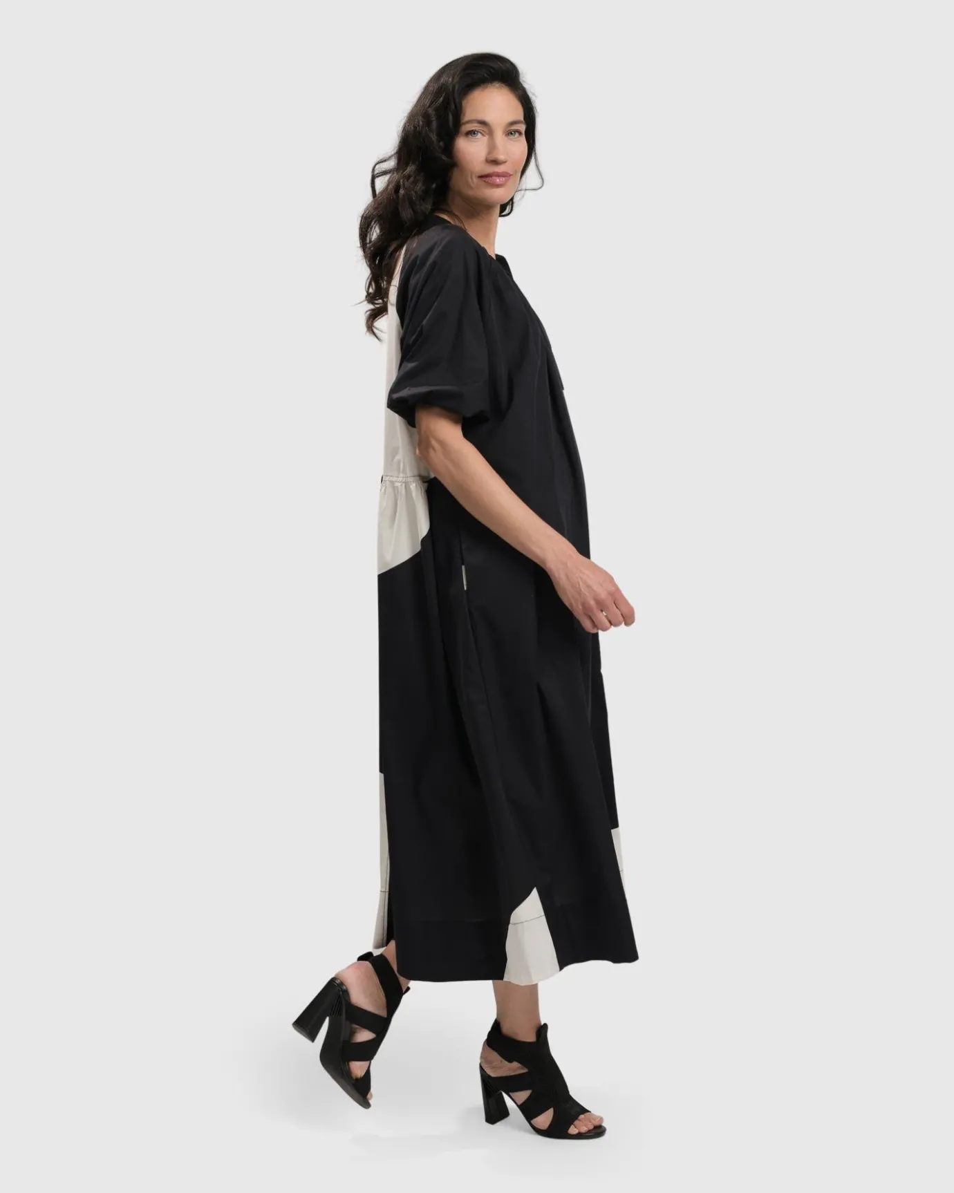 Women Alembika Dresses<Debbie Muumuu Dress, Mono