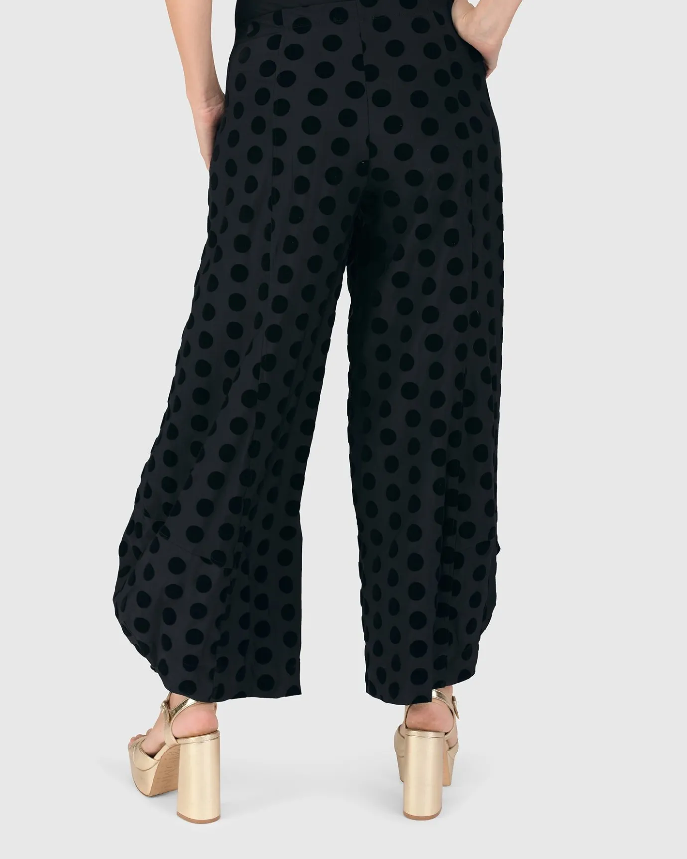 Women Alembika Pants & Skirts<Dot Flocked Punto Pants, Black