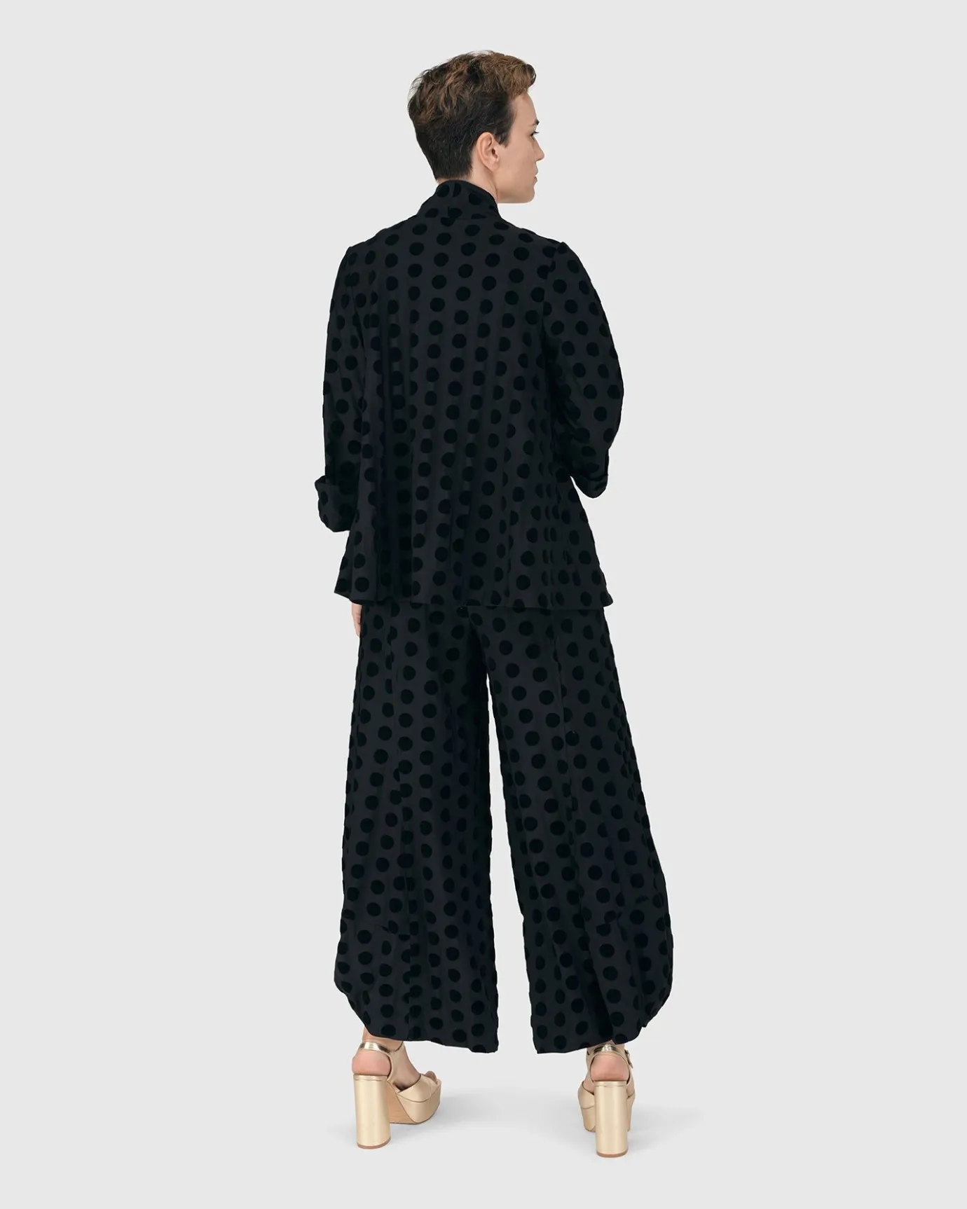 Women Alembika Plus<Dot Flocked Swing Jacket, Black