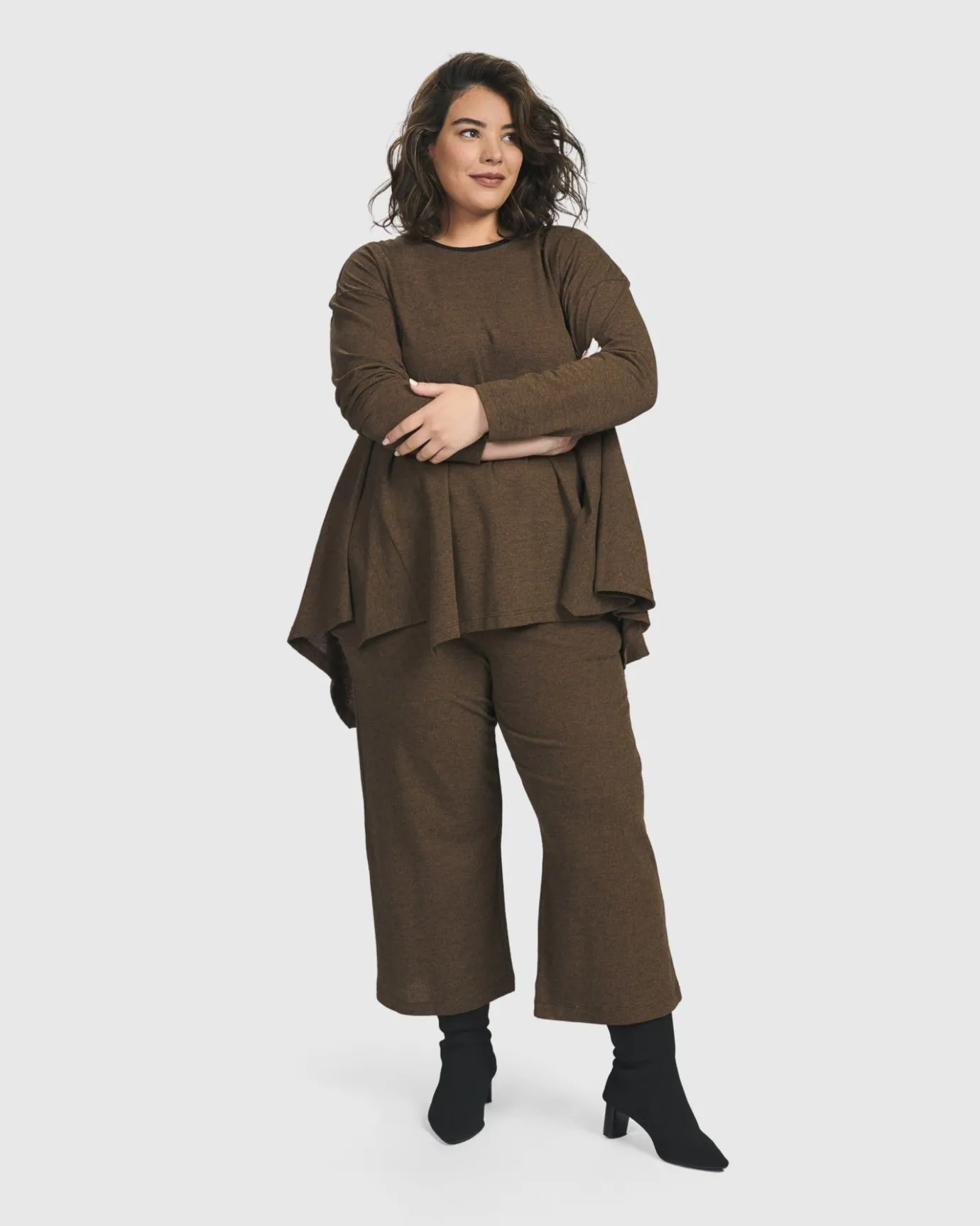 Women Alembika Pants & Skirts<Essential Cropped Pants, Brown