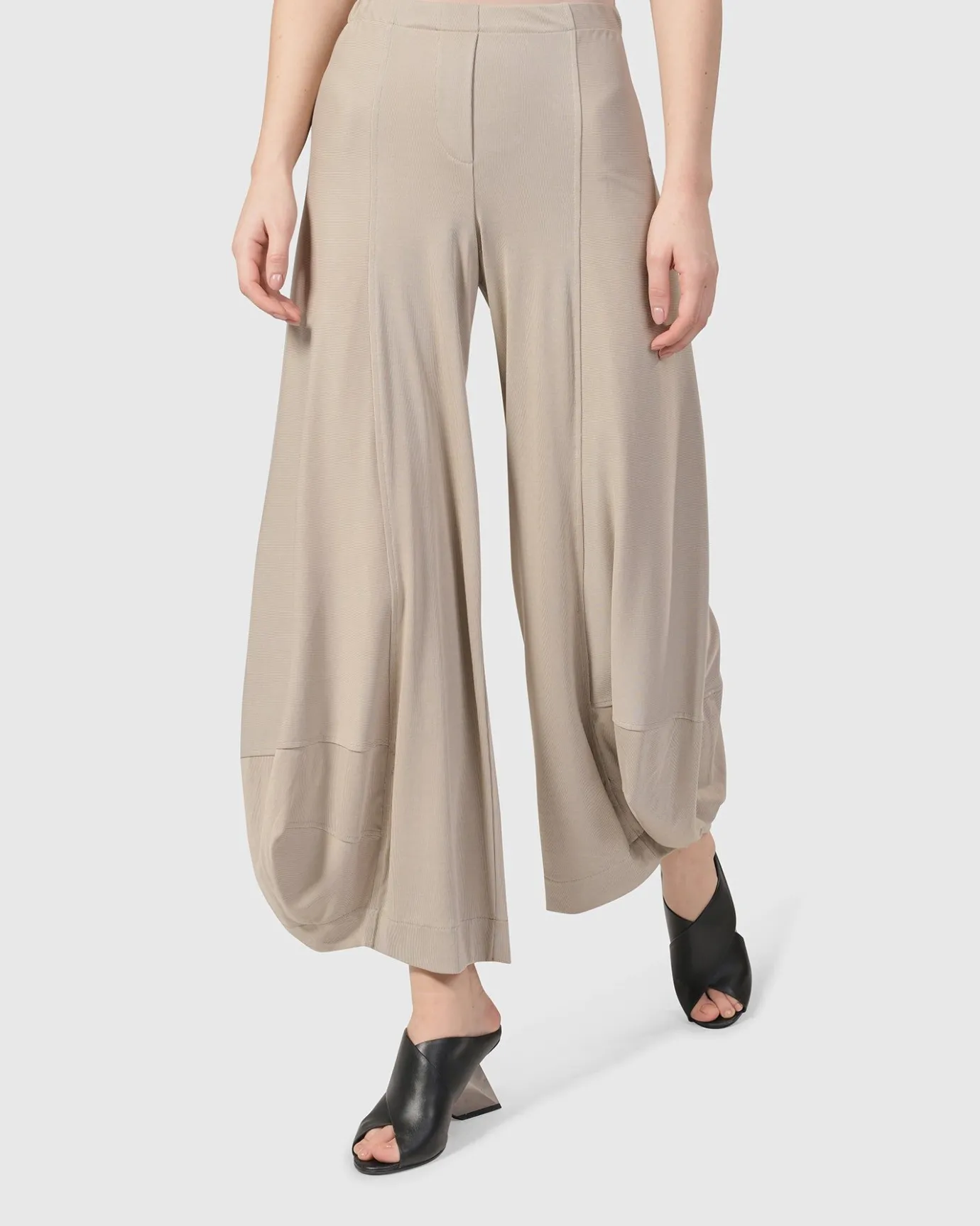 Women Alembika Plus<Essential Go-To Punto Pants, Ecru