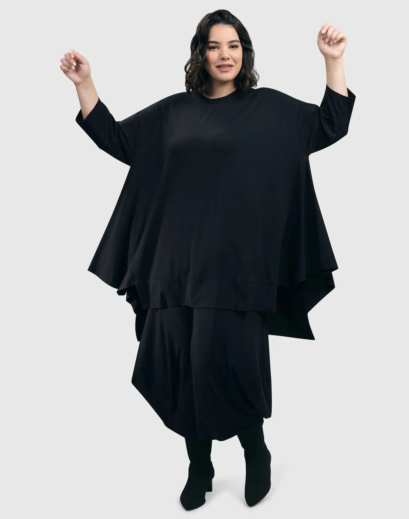 Women Alembika Tops & Tunics<Essential Oversized Trapeze Top, Black