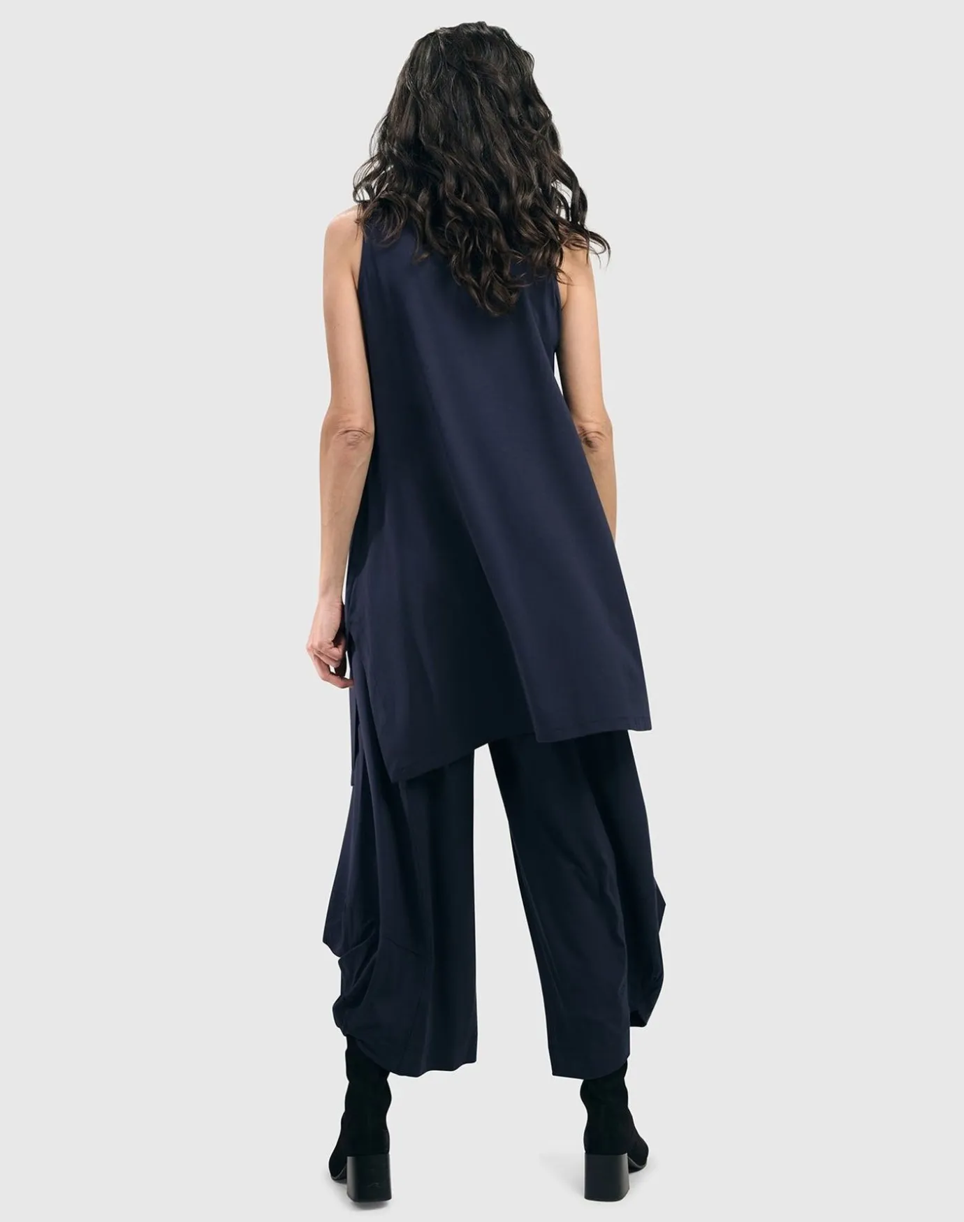 Women Alembika Tops & Tunics<Essential Sleeveless Tunic Top, Navy