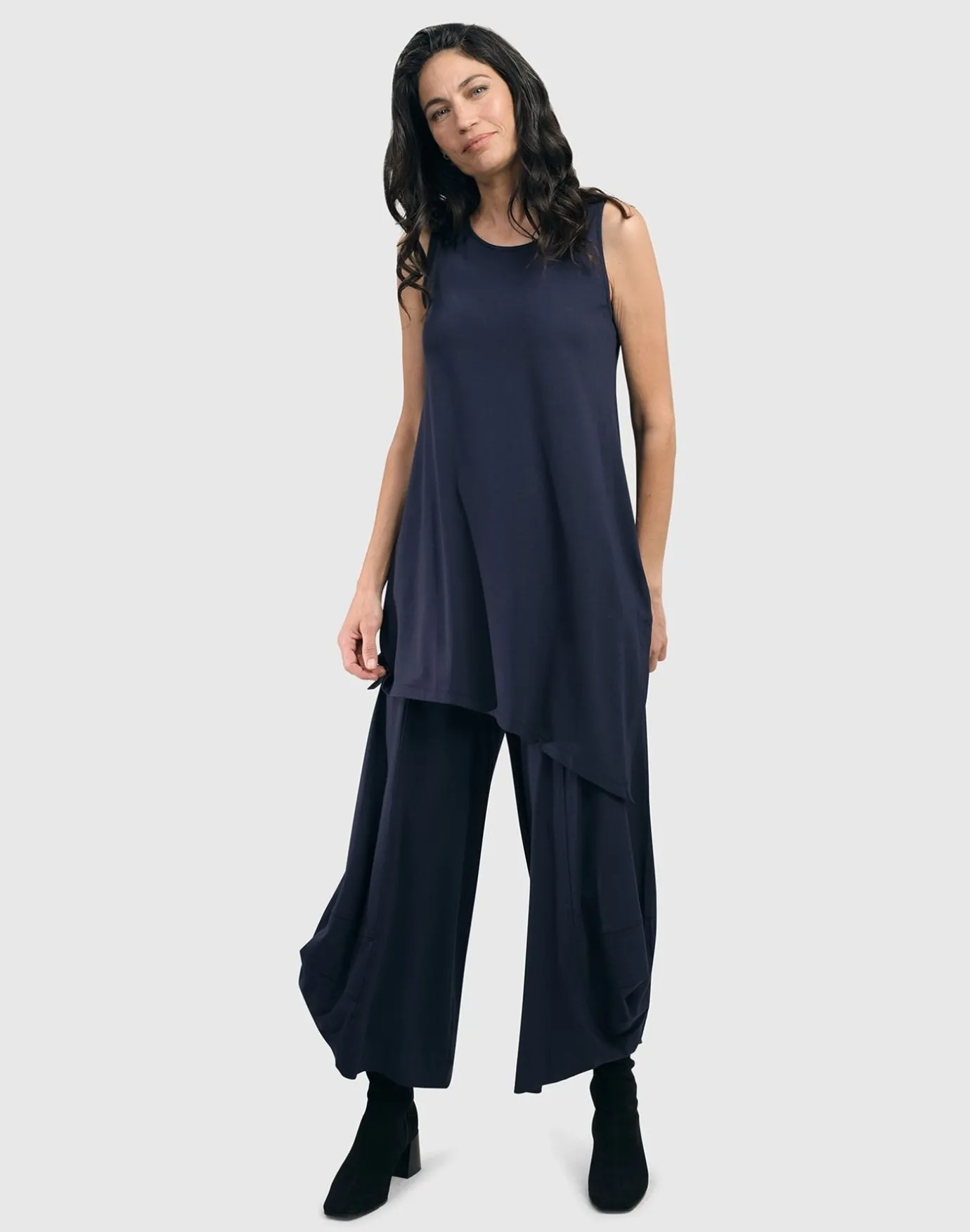 Women Alembika Tops & Tunics<Essential Sleeveless Tunic Top, Navy