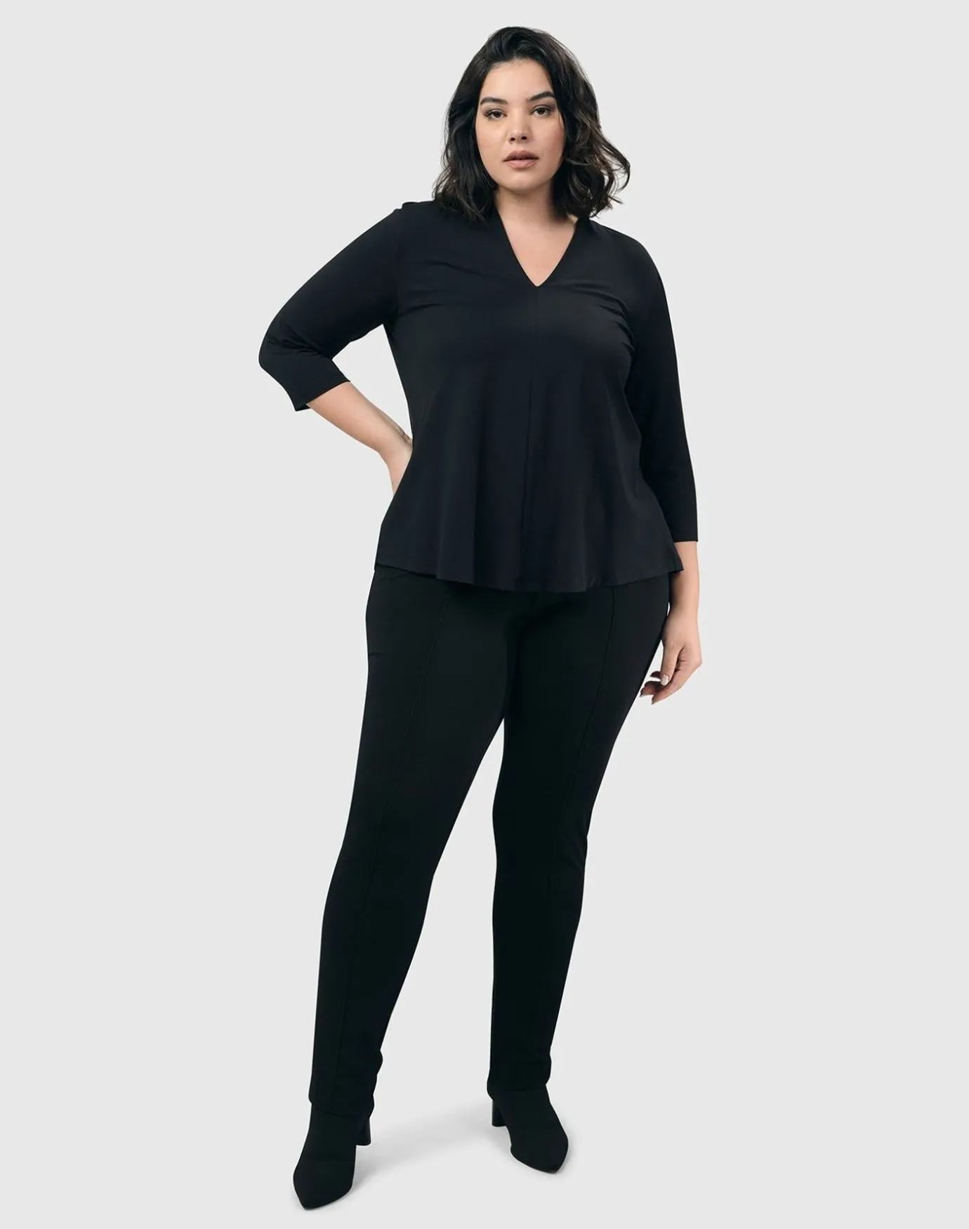 Women Alembika Plus<Essential Slim Pants, Black