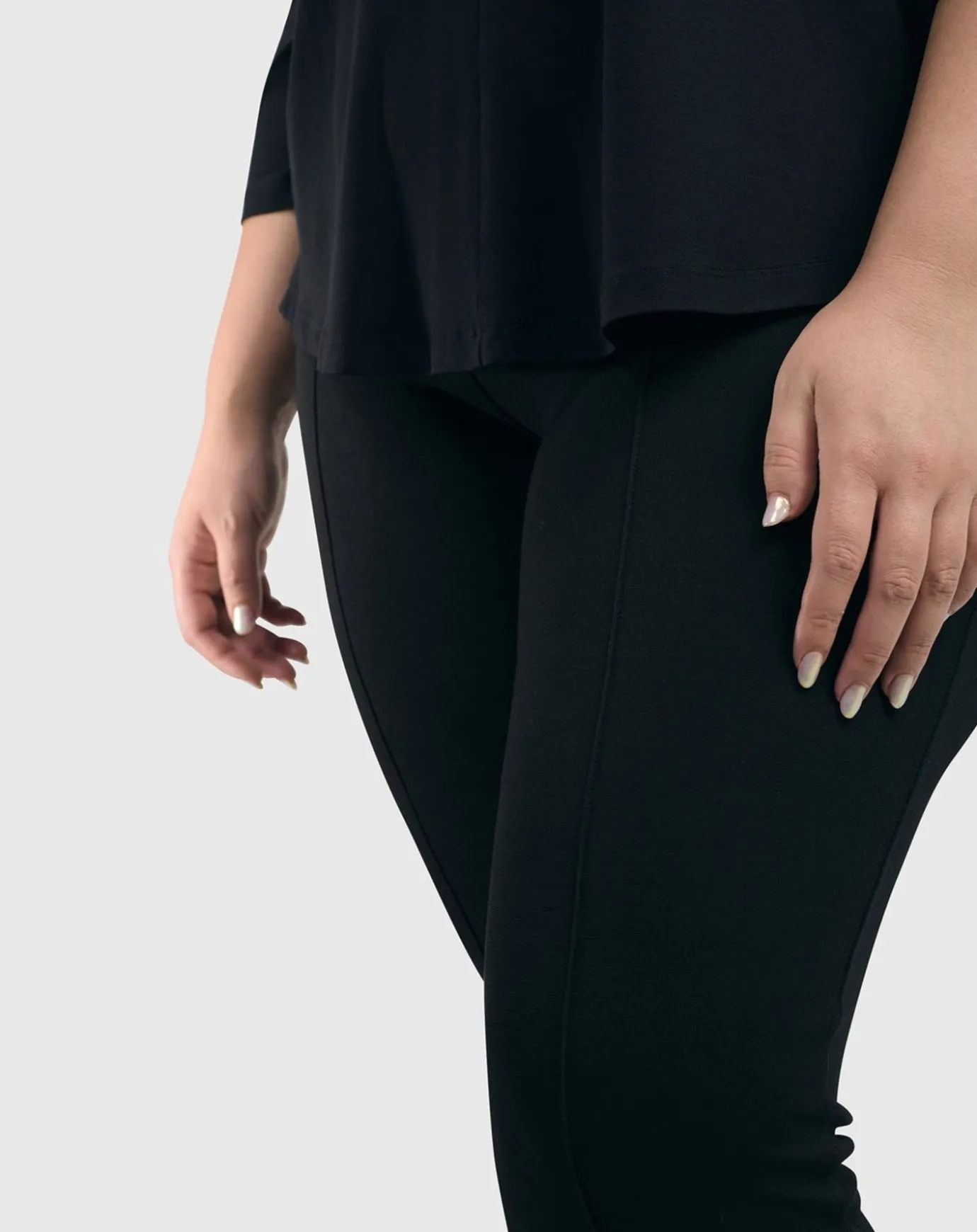 Women Alembika Pants & Skirts<Essential Slim Pants, Black