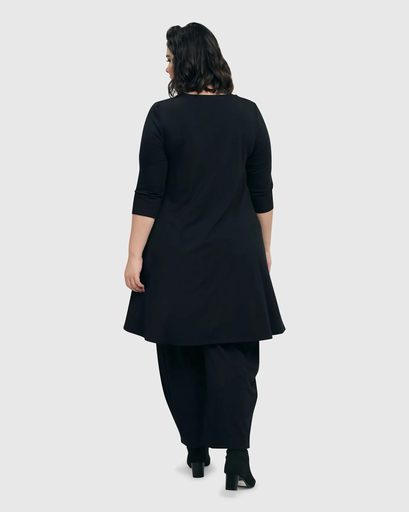 Women Alembika Plus<Essential Swing Tunic Top, Black