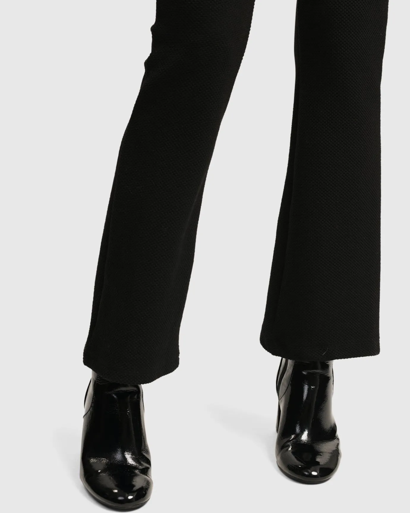 Women Alembika Pants & Skirts<Essential Toned Up Flare Pants, Black