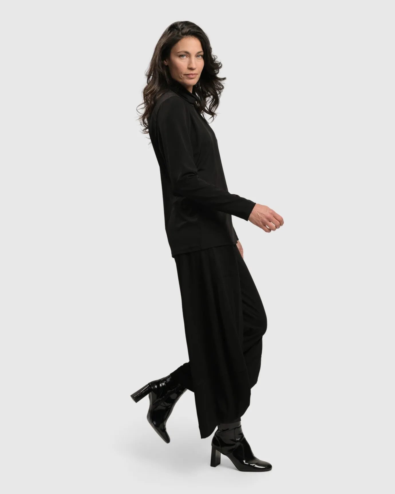 Women Alembika Tops & Tunics<Essential Ultimate Turtleneck Top, Black