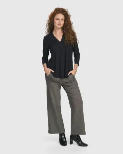 Women Alembika Plus<Essential V-Neck Top, Black