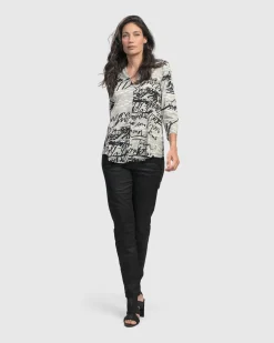 Women Alembika Tops & Tunics<Flirty Signature V Neck Top, Script