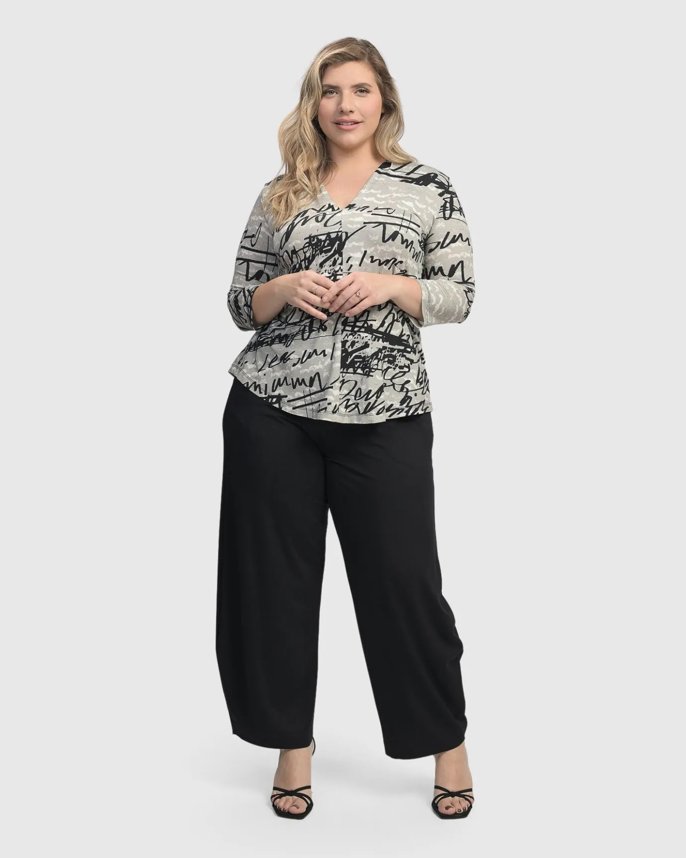 Women Alembika Plus<Flirty Signature V Neck Top, Script