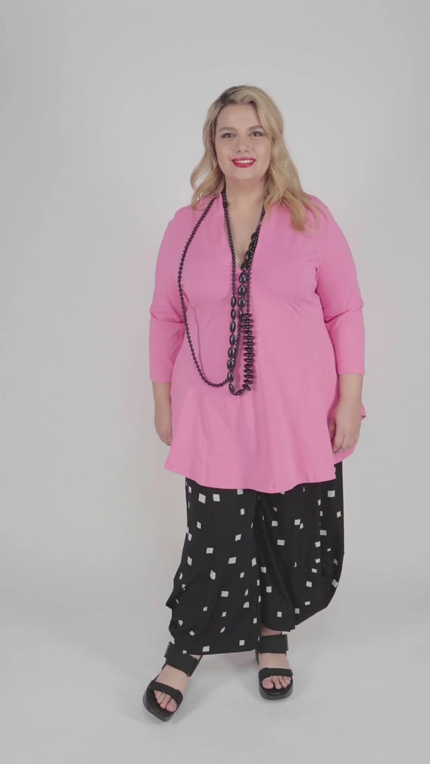 Women Alembika Plus<Gloria V-Neck Tunic Top, Bazooka