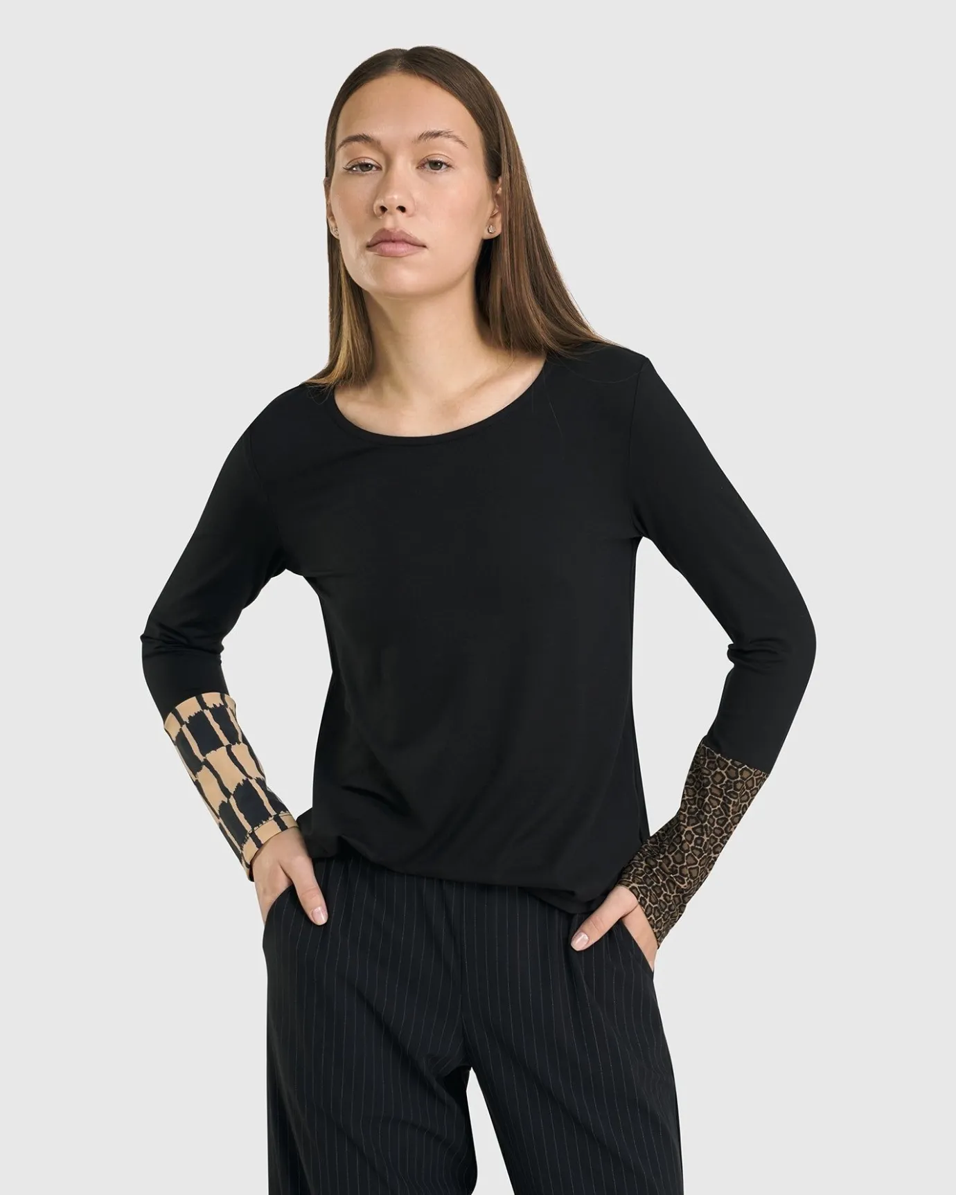 Women Alembika Tops & Tunics<Go-To Long Sleeve Top, Coffee