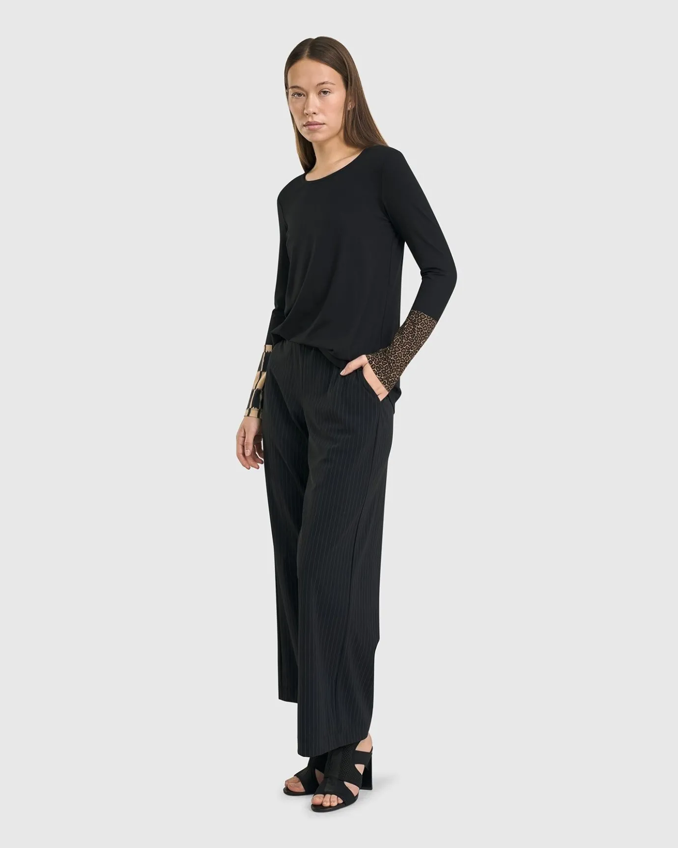 Women Alembika Tops & Tunics<Go-To Long Sleeve Top, Coffee