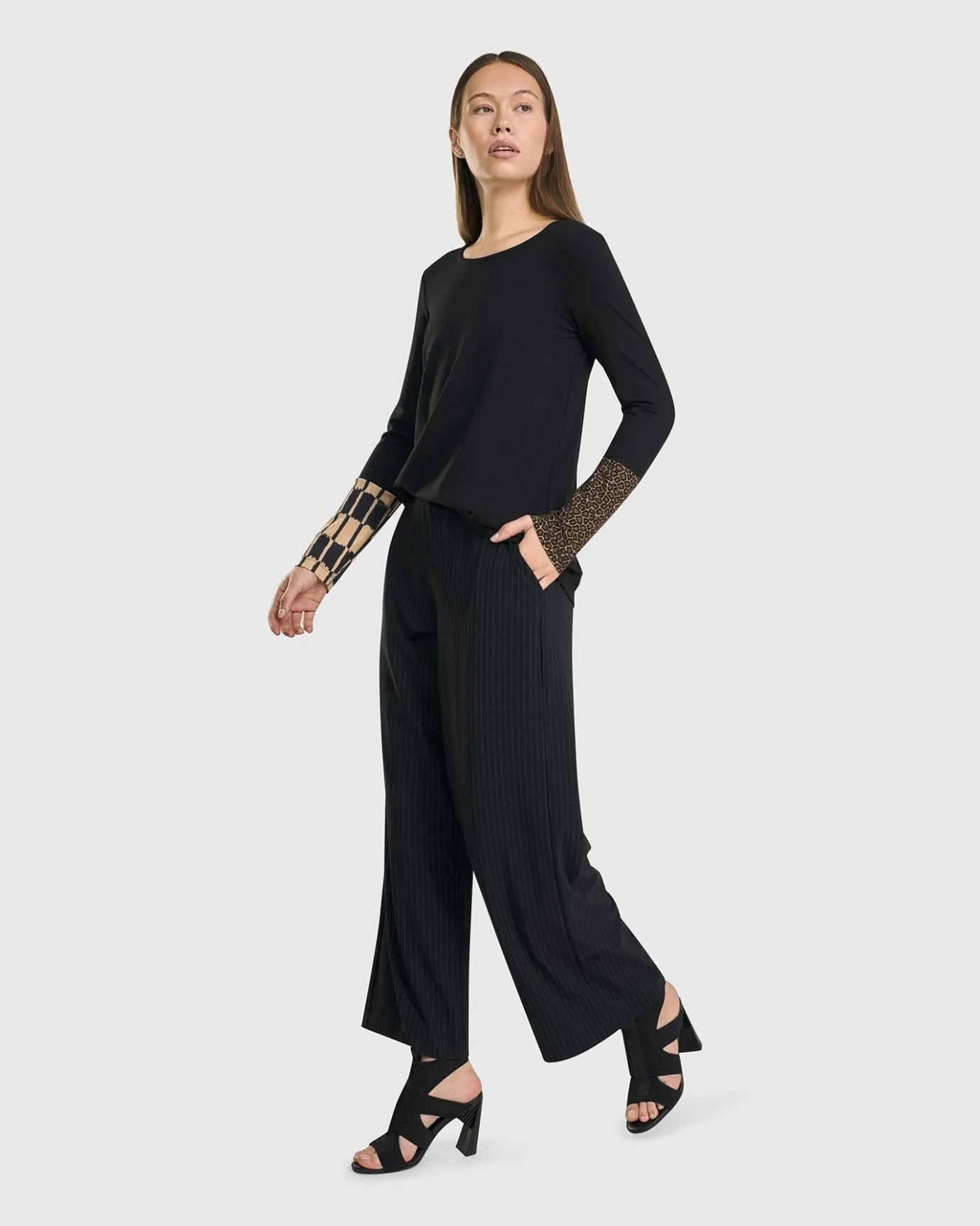 Women Alembika Tops & Tunics<Go-To Long Sleeve Top, Coffee
