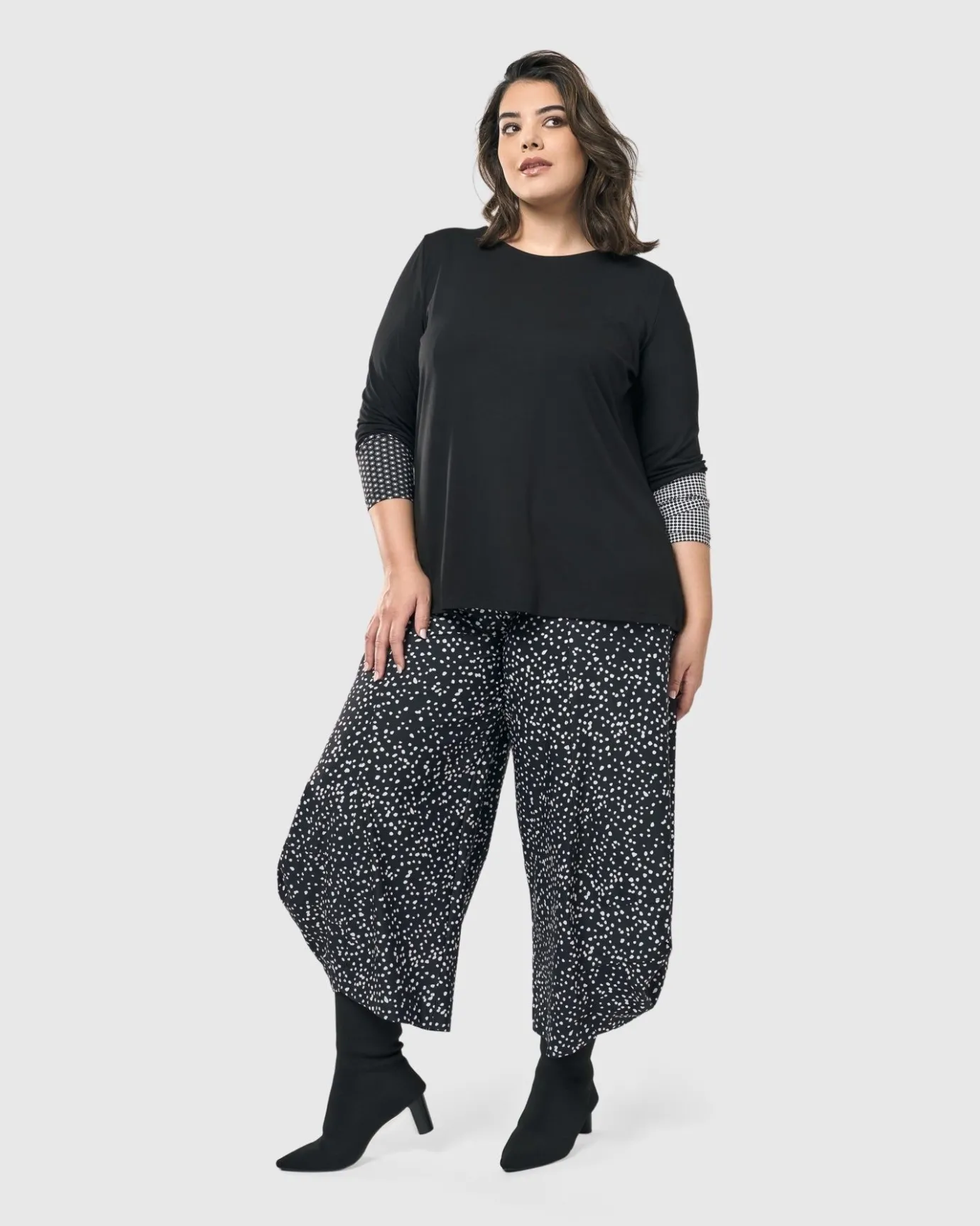 Women Alembika Plus<Go-To Long Sleeve Top, Mono