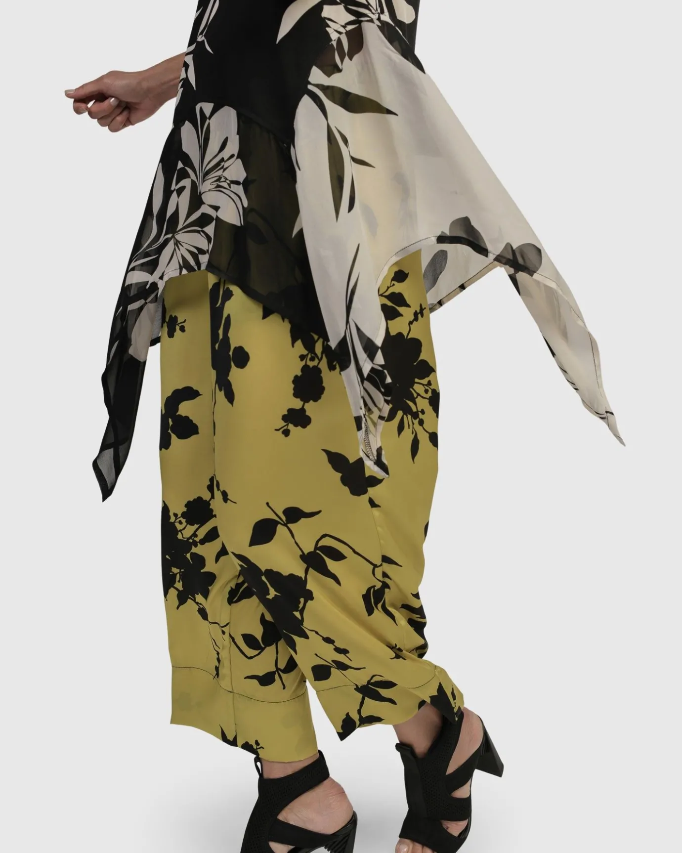 Women Alembika Tops & Tunics<Happy Hour Tunic Top, Floral