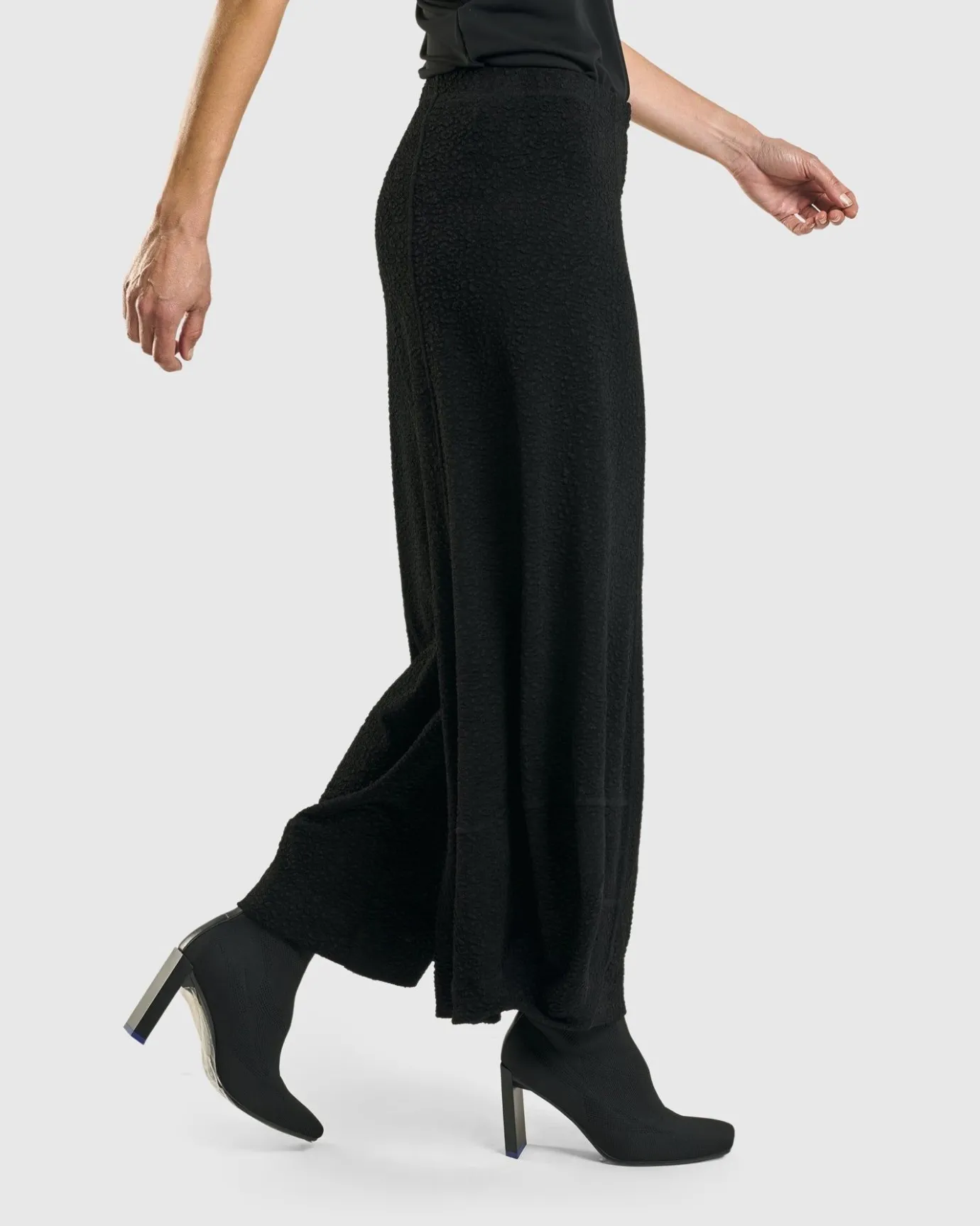 Women Alembika Pants & Skirts<Jacquard Punto Pants, Black