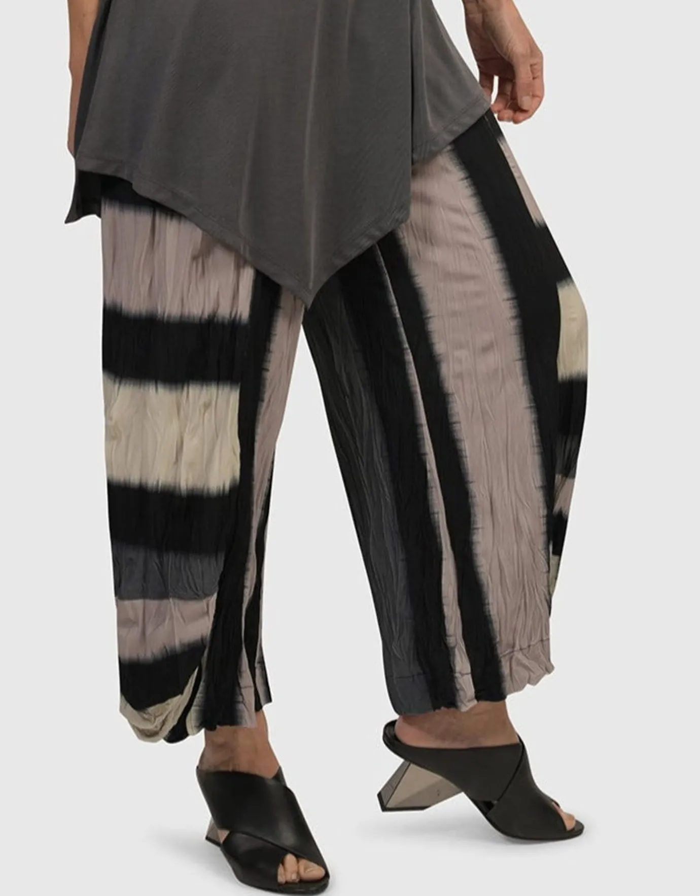 Women Alembika Pants & Skirts<Jess Crinkle Punto Pants, Stripe
