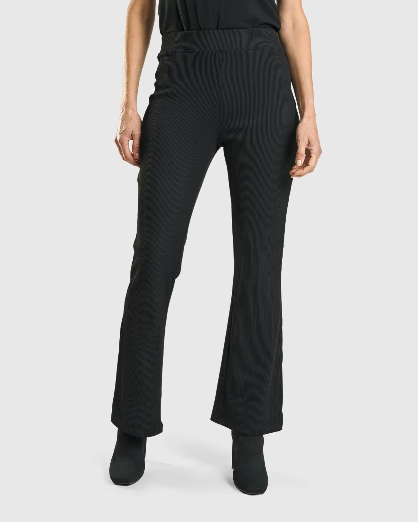 Women Alembika Plus<Kick Flare Curator Pants, Black