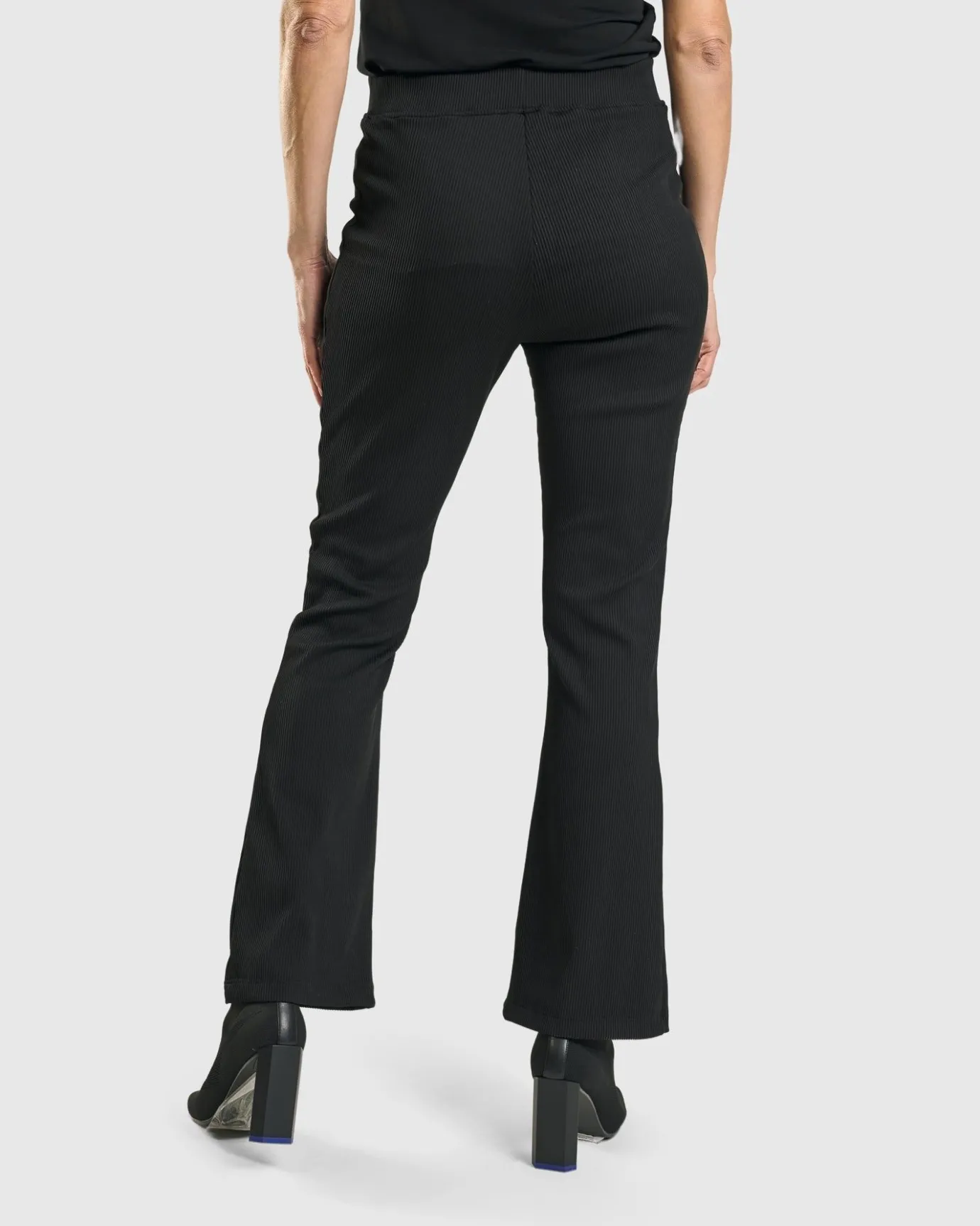 Women Alembika Plus<Kick Flare Curator Pants, Black