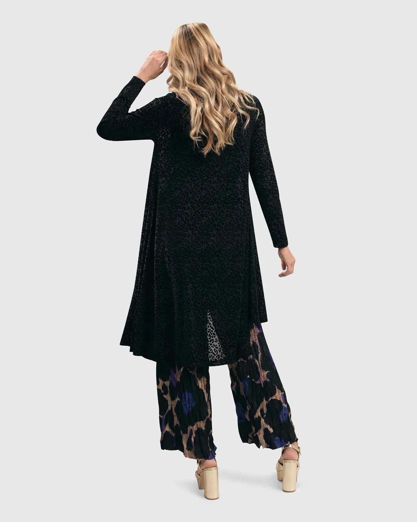 Women Alembika Plus<Leo Flocked Velvet Hi-Lo Tunic Top, Black