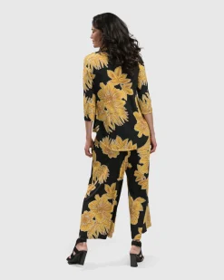 Women Alembika Tops & Tunics<Linda Signature Vneck, Gold