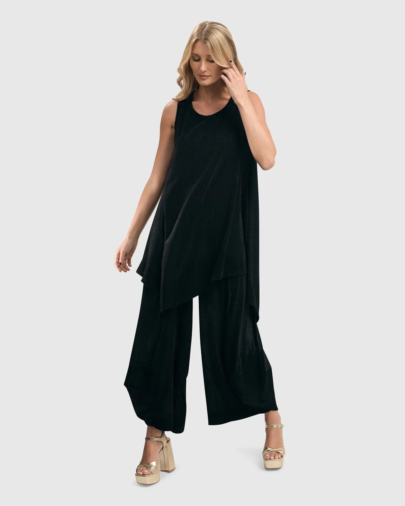 Women Alembika Tops & Tunics<Liv Sleeveless Tunic Top, Black Grid