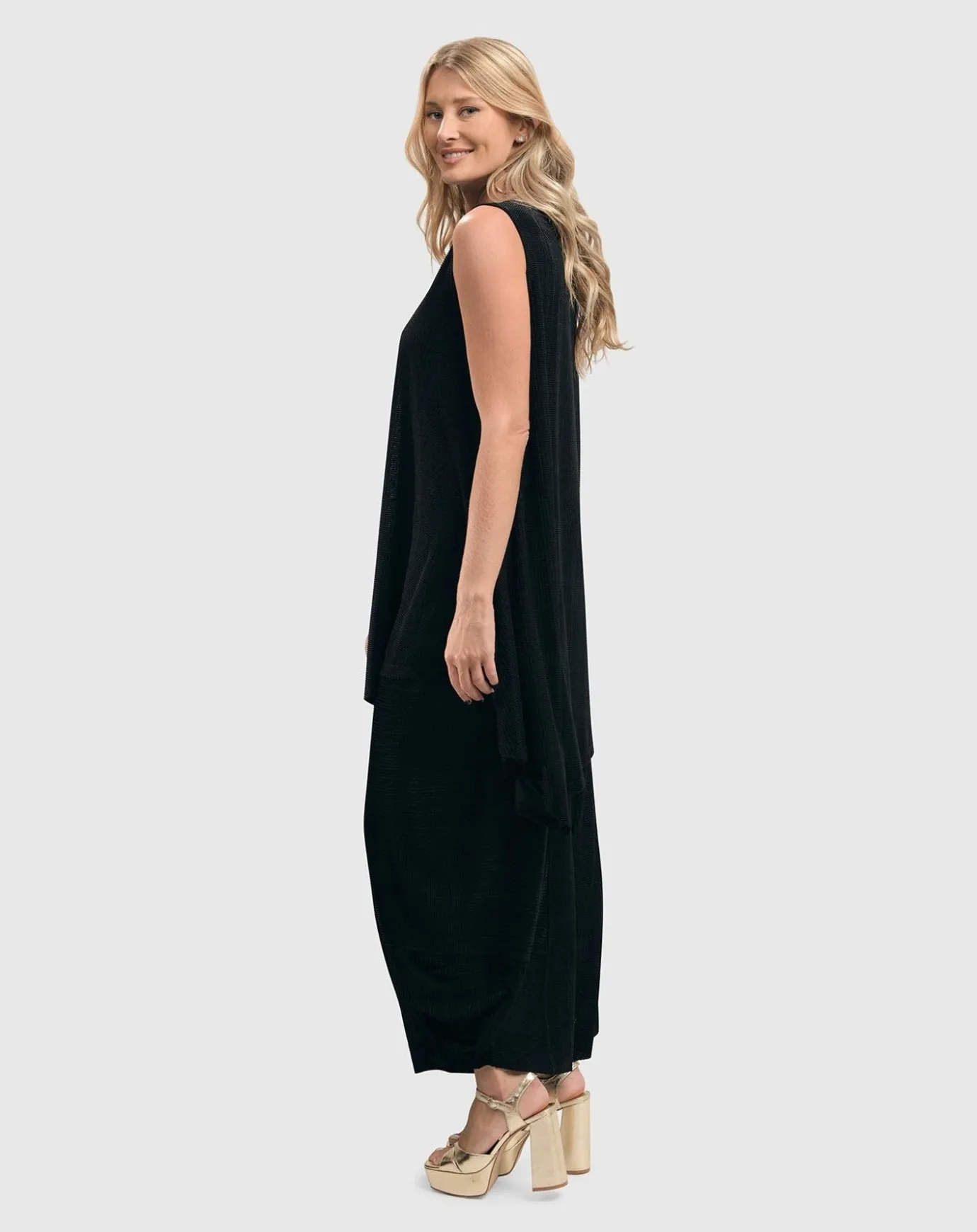 Women Alembika Tops & Tunics<Liv Sleeveless Tunic Top, Black Grid